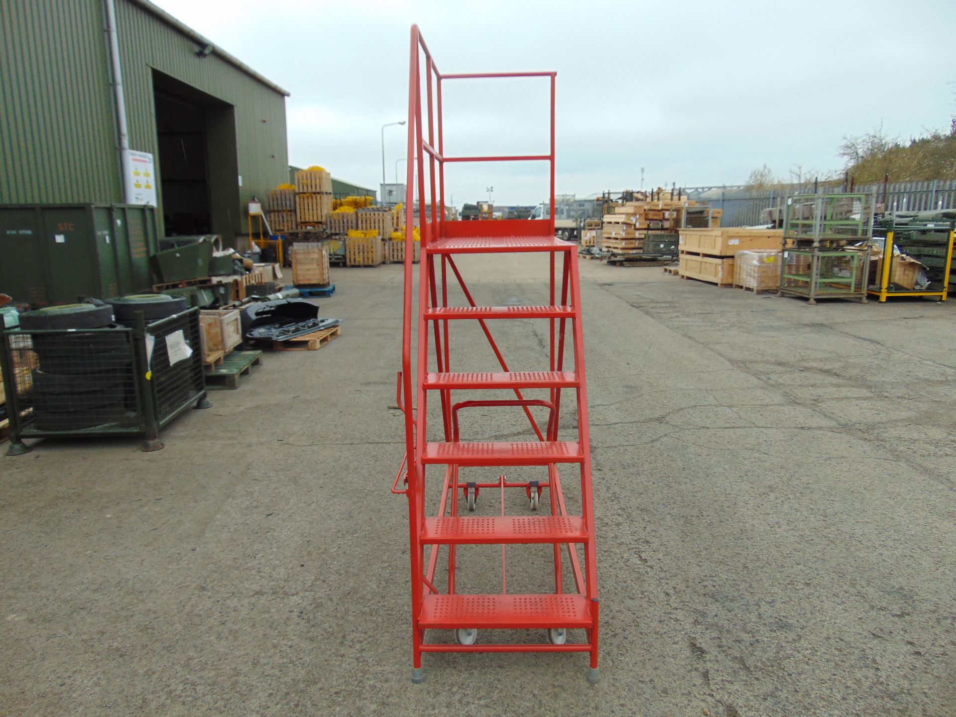 6-Step mobile Warehouse Ladder - Image 4 of 7