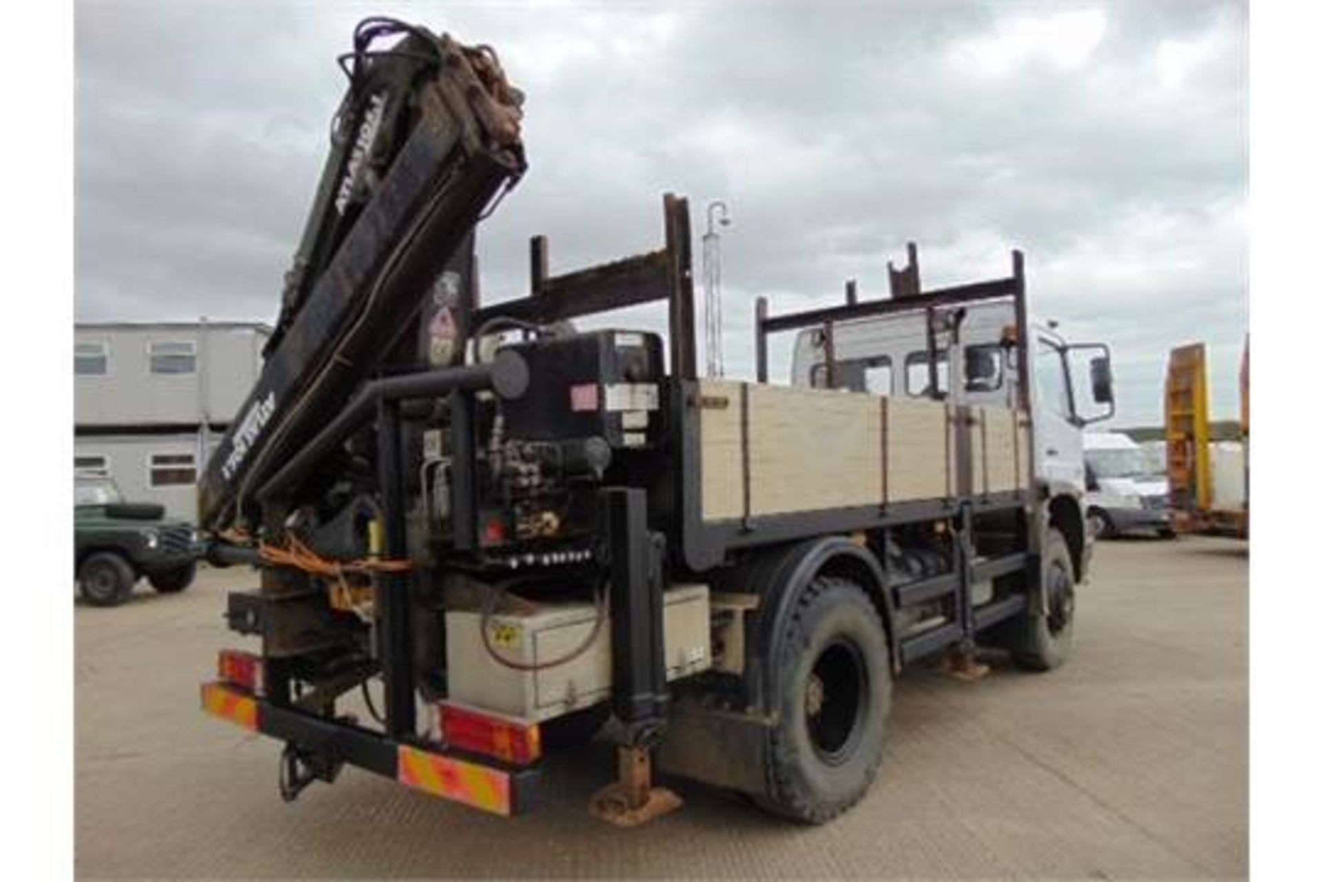 Mercedes-Benz Atego 1317 4x4 Dropside complete with Atlas 105.1 Crane and H14P SuperWinch - Image 15 of 36