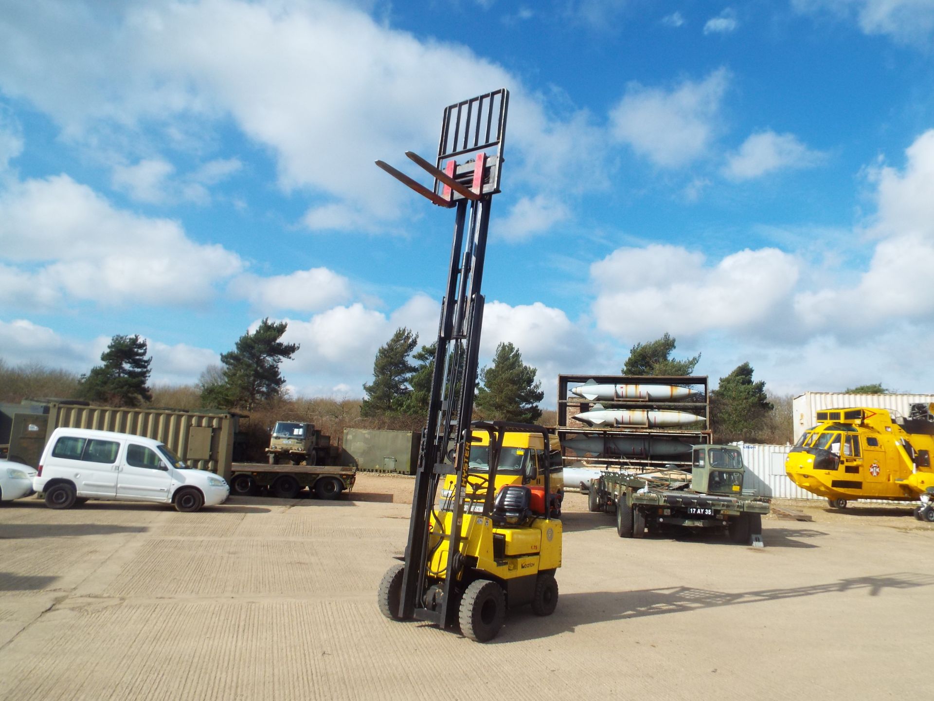 Hyster H1.75XL Counter Balance LPG Container Forklift - Image 16 of 20