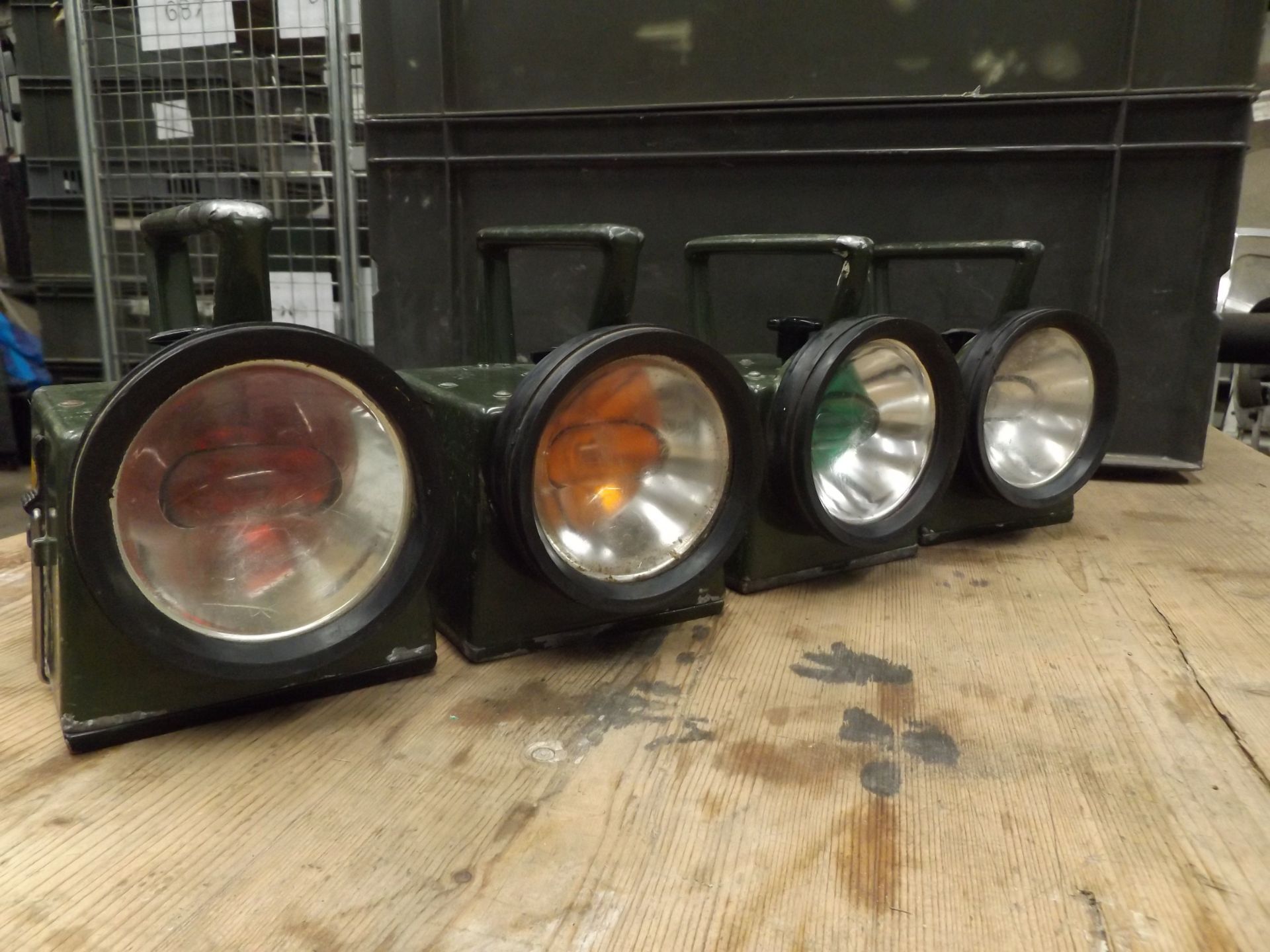 4 x Signal Lamps with 4 aspects Red, Amber, Green and Clear - Image 2 of 4
