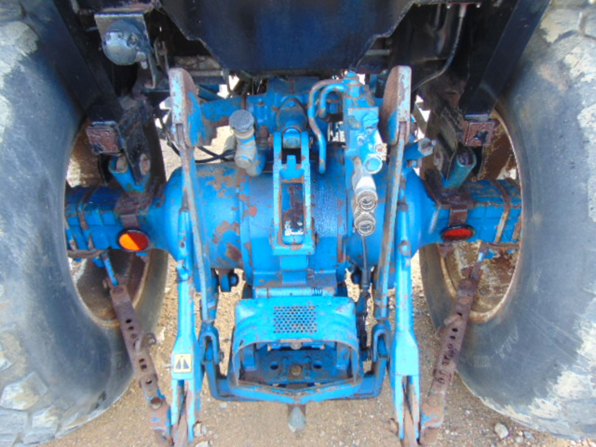 Ford 3930 2WD Tractor - Bild 17 aus 18