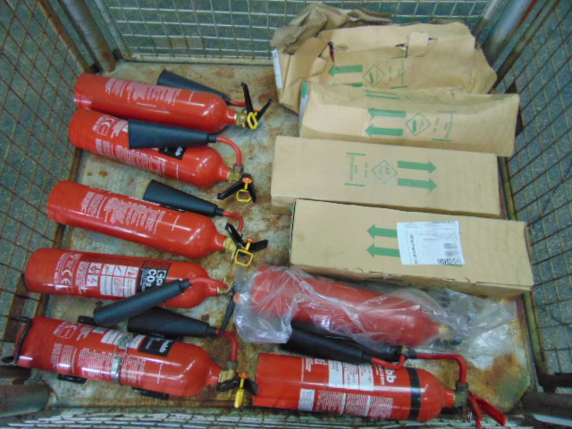 11 x Chubb 2KG CO2 Fire Extinguishers