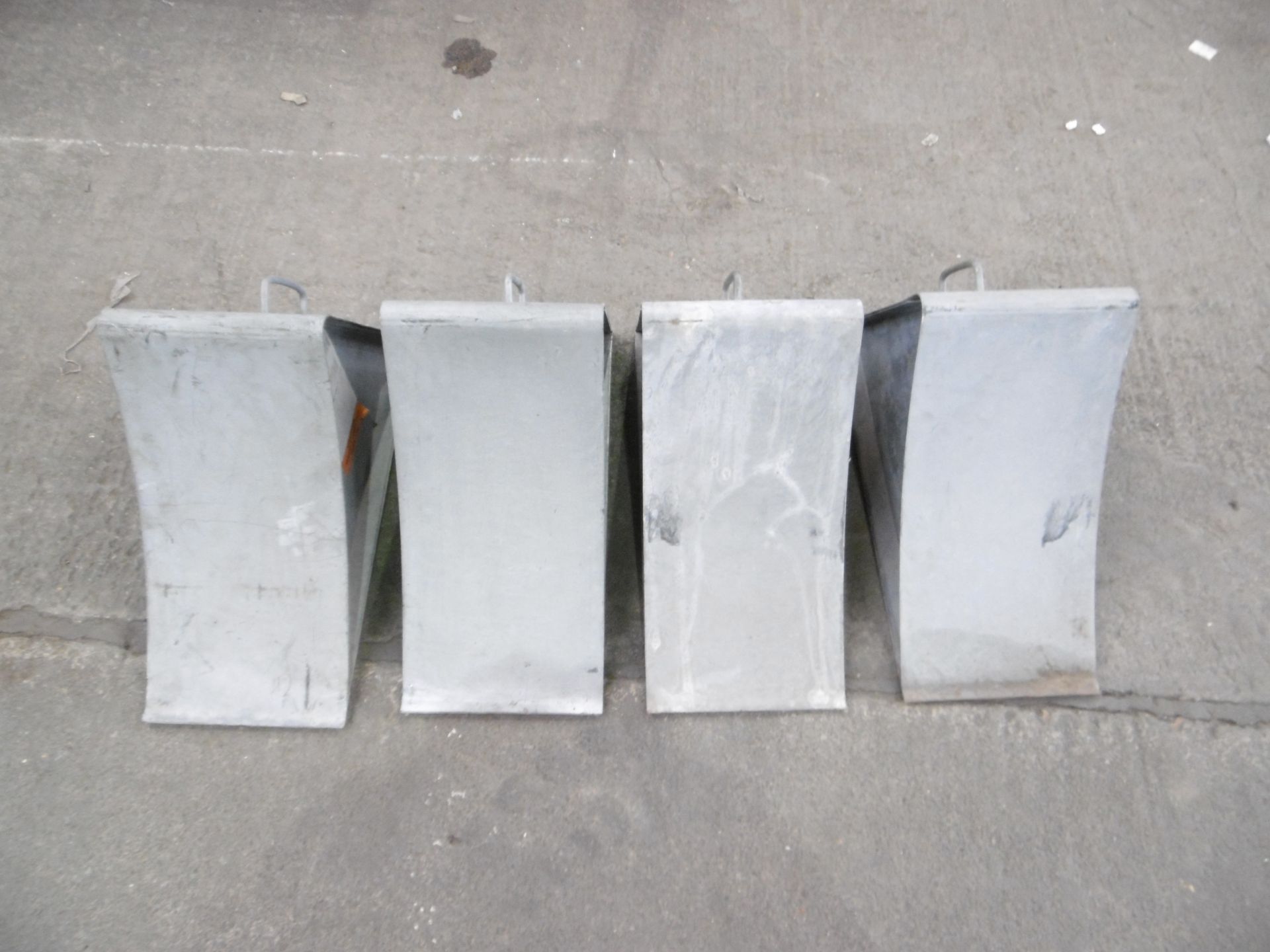 4 x Heavy Duty Steel Wheel Chocks - Bild 4 aus 4