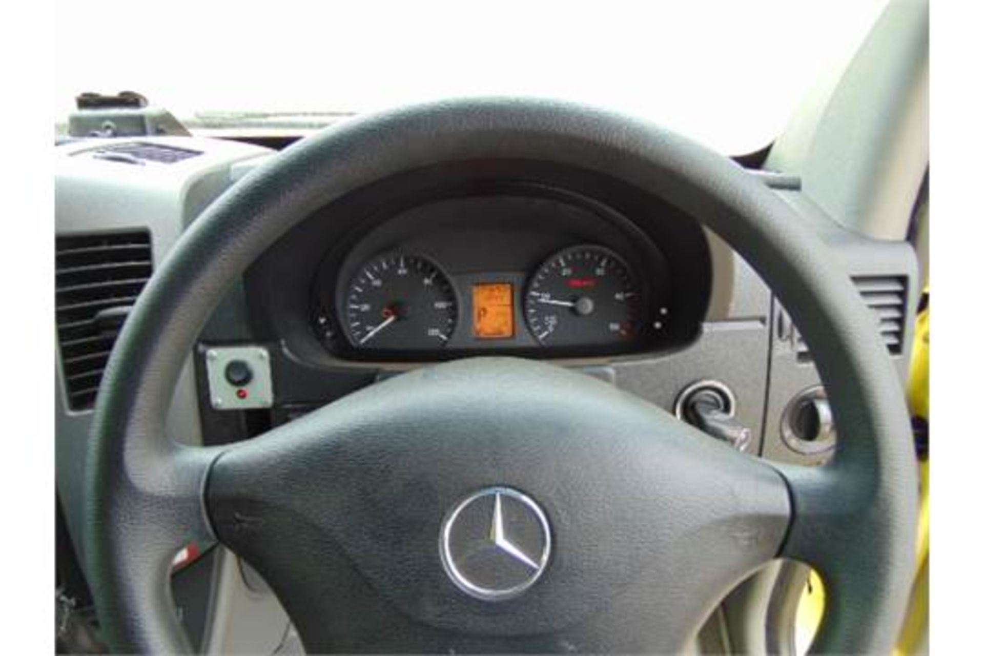Mercedes Sprinter 515 CDI Turbo diesel ambulance - Bild 15 aus 19