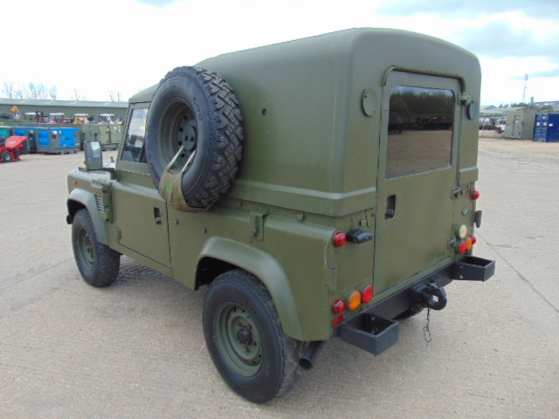 Military Specification Land Rover Wolf 90 Hard Top - Image 5 of 22