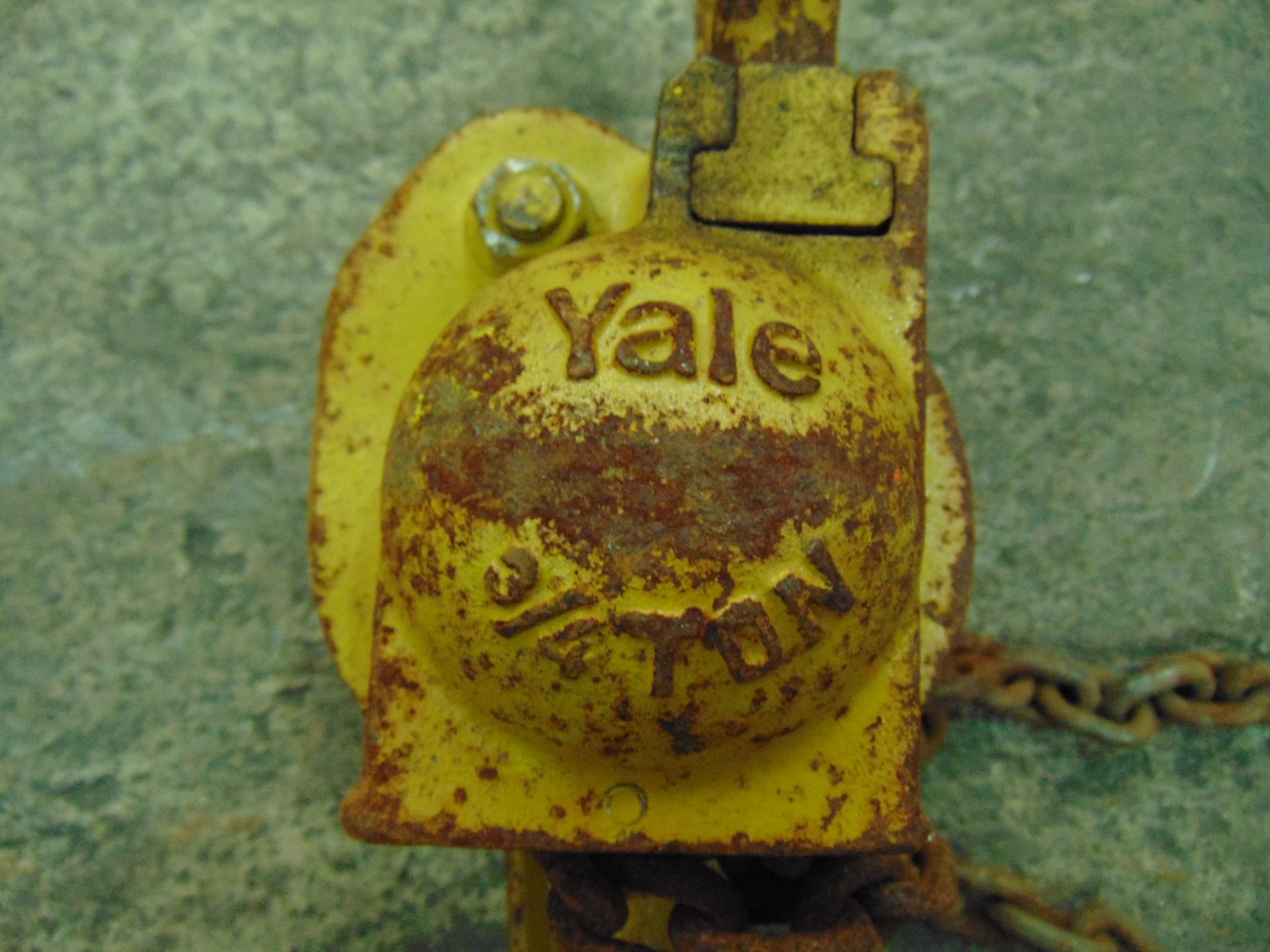 3/4 Ton Yale Lever Block chain hoist - Image 8 of 8