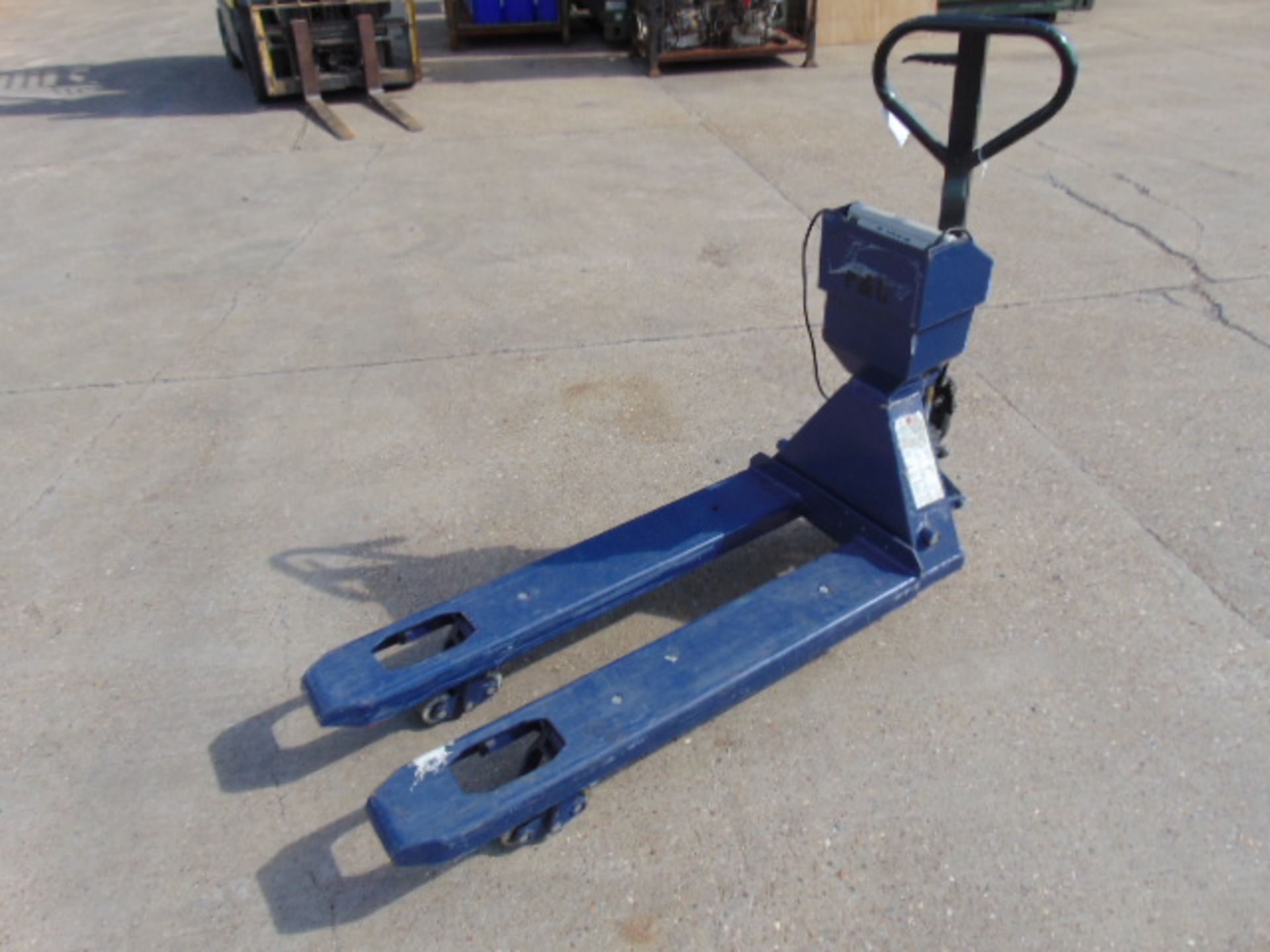 Pallet Truck with Scales - Image 3 of 9