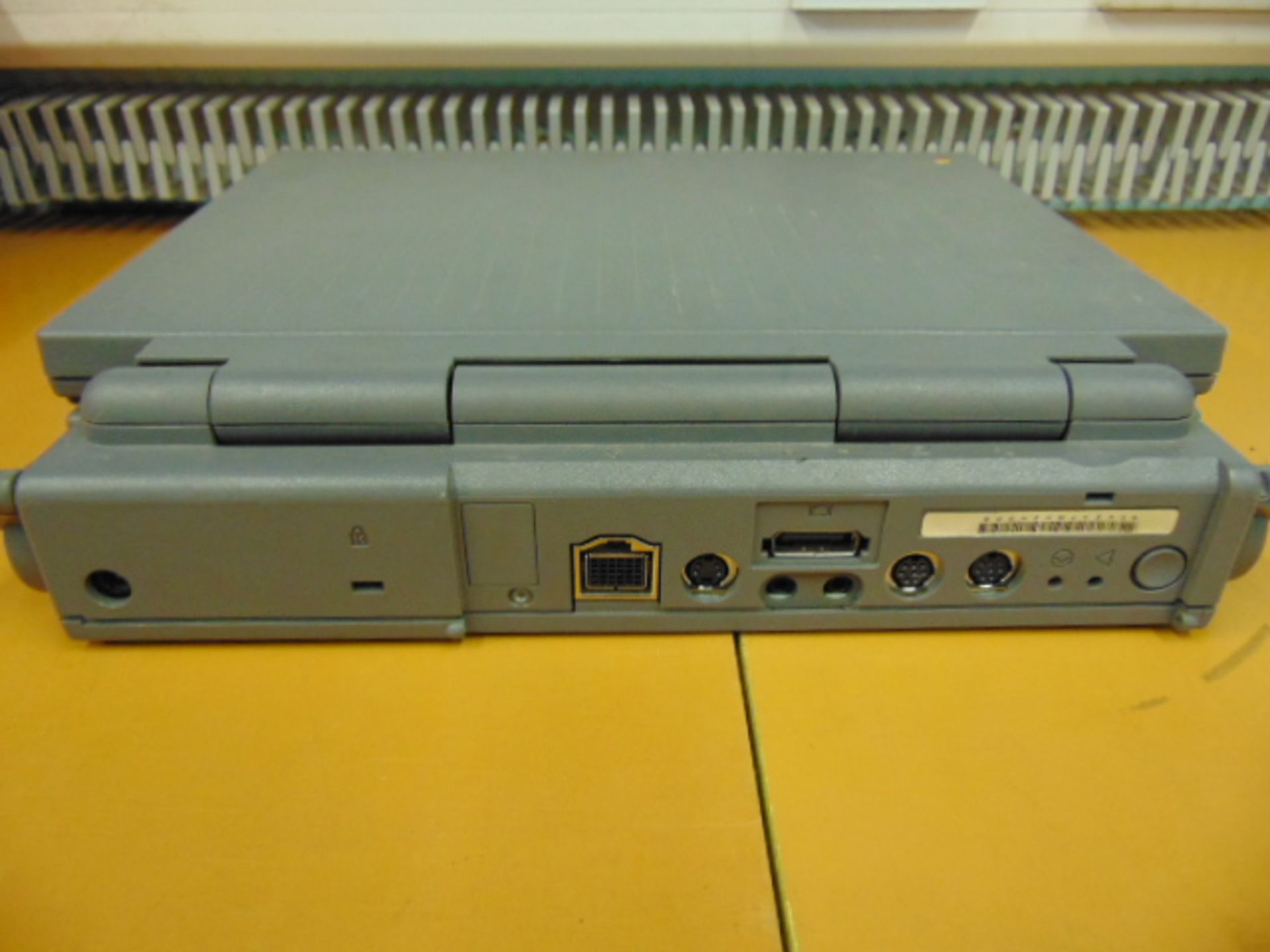 Rare Vintage Apple Macintosh Powerbook 160 M4550 - Image 4 of 8