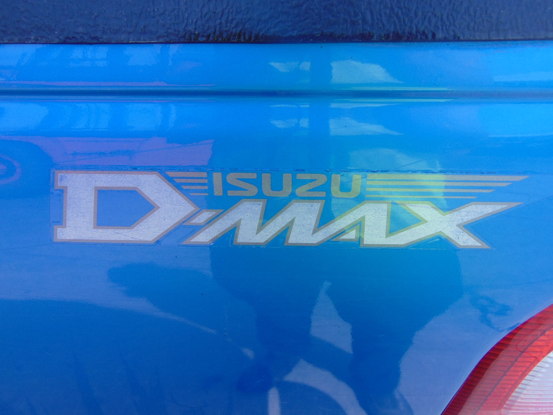 Isuzu D-Max Double Cab 3.0 TD 4 x 4 Pickup - Image 19 of 20