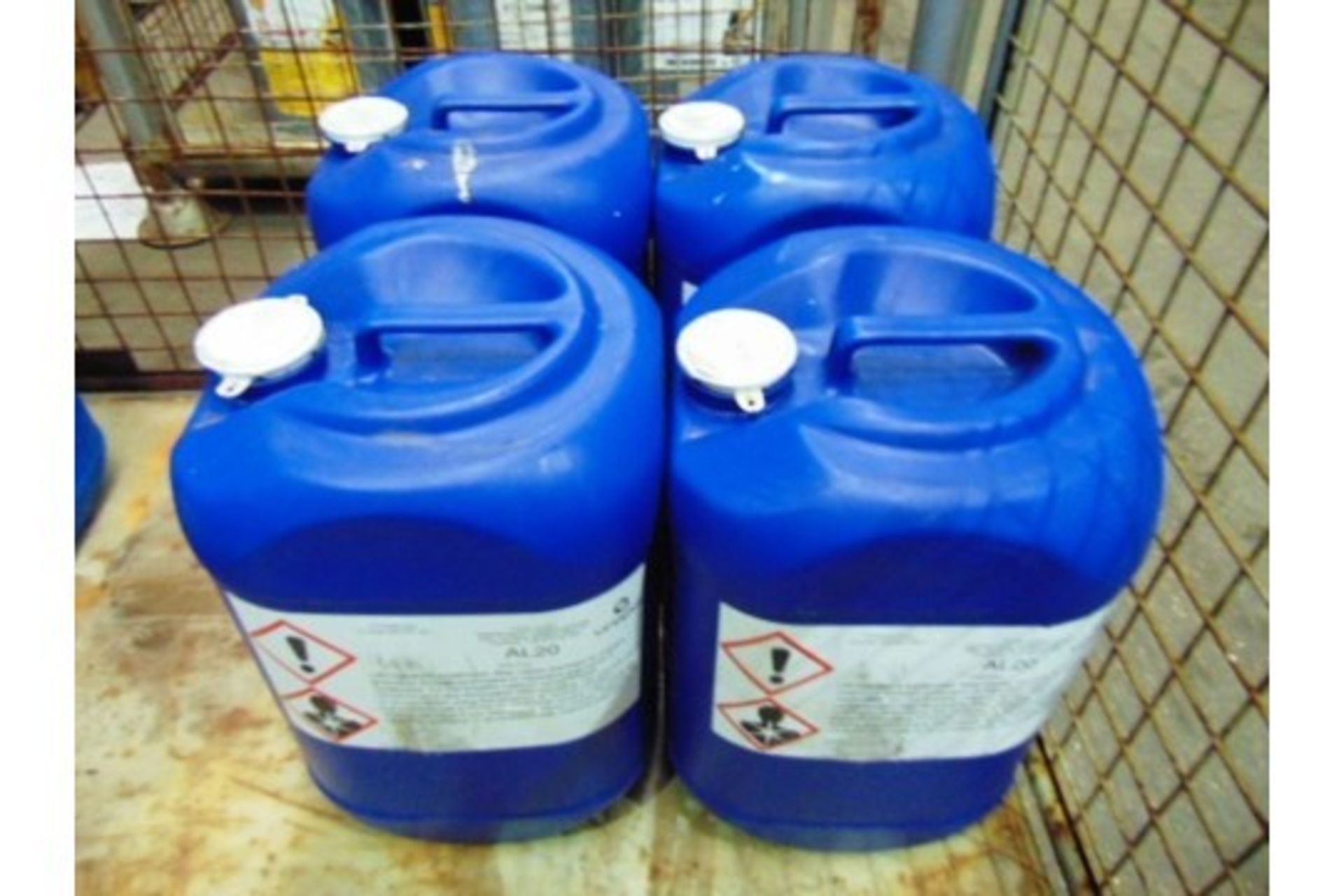 4 x Unissued 25L Tubs of AL-20 Antifreeze