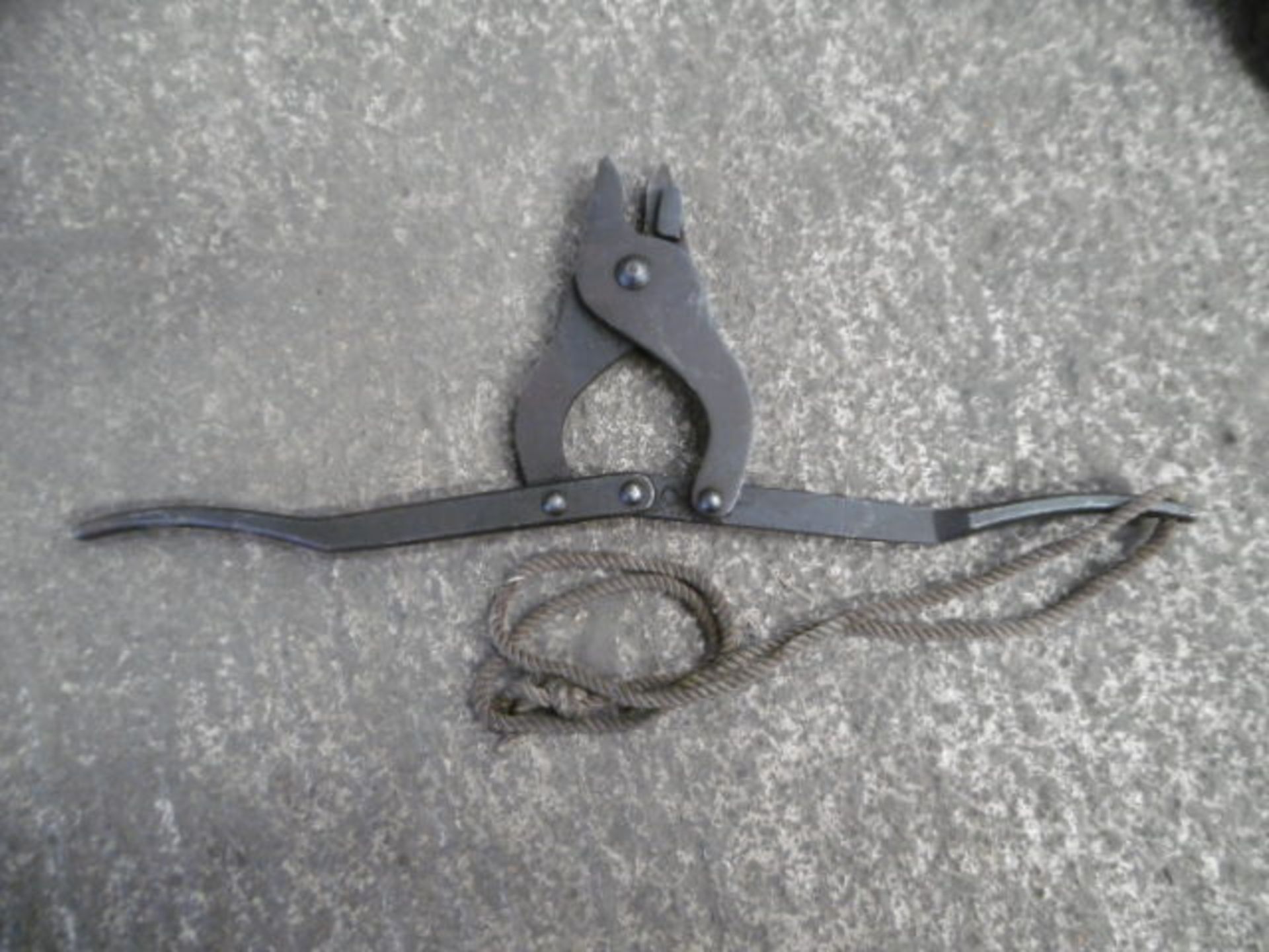 Frog Wire Cutter complete with MTP Camo Pouch - Image 3 of 6