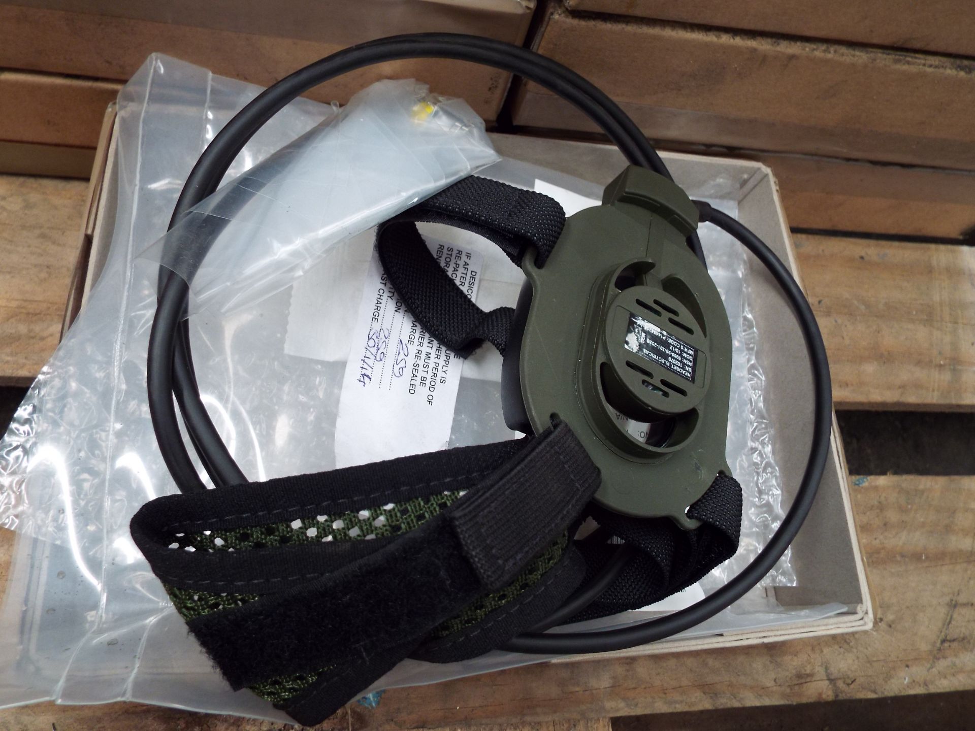 11 x PRR Mono Headsets - Image 2 of 6