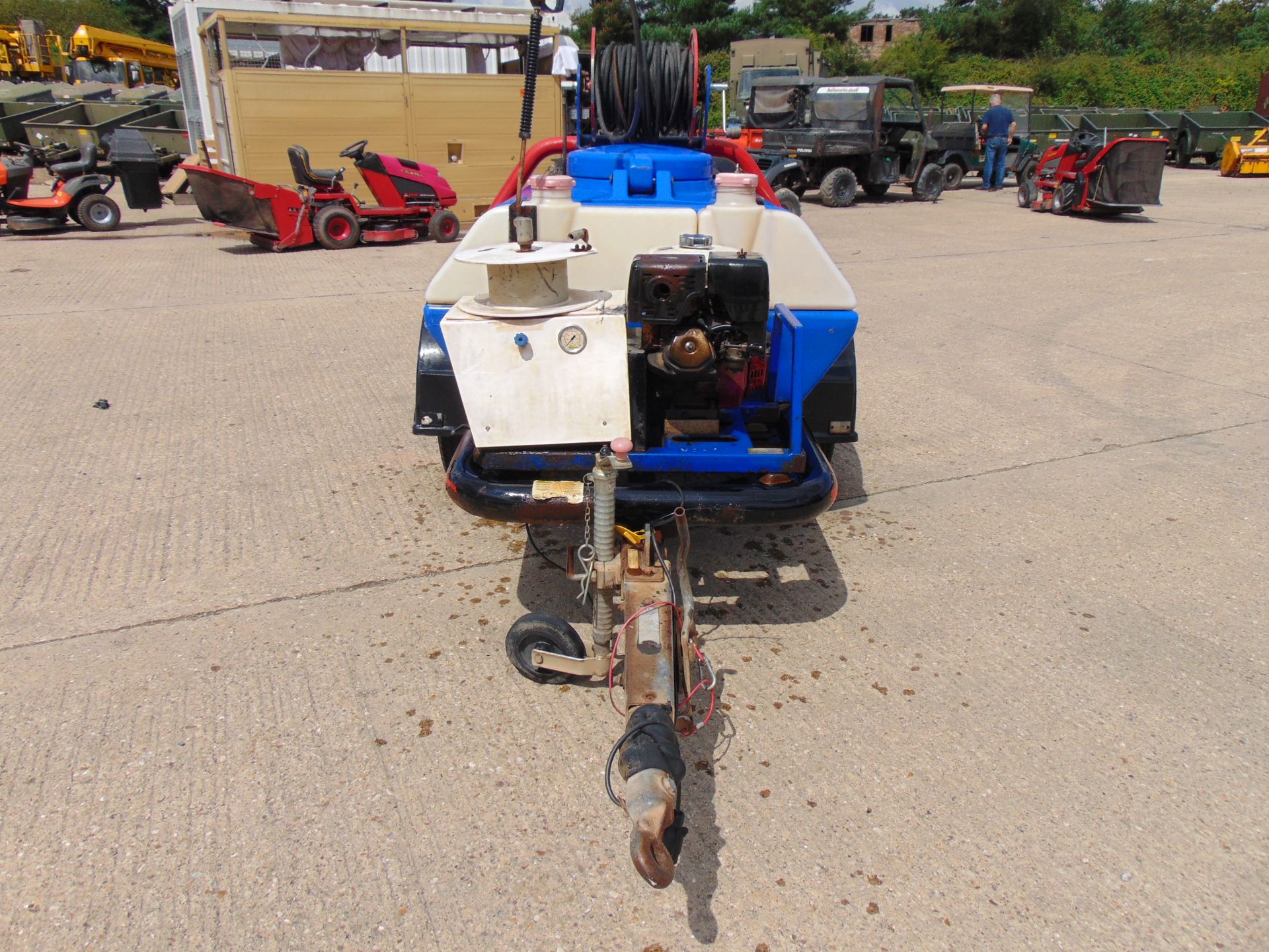 Brendon Trailer Mounted Pressure Washer with 1000 litre Water Tank and Honda GX390 Engine - Image 2 of 16