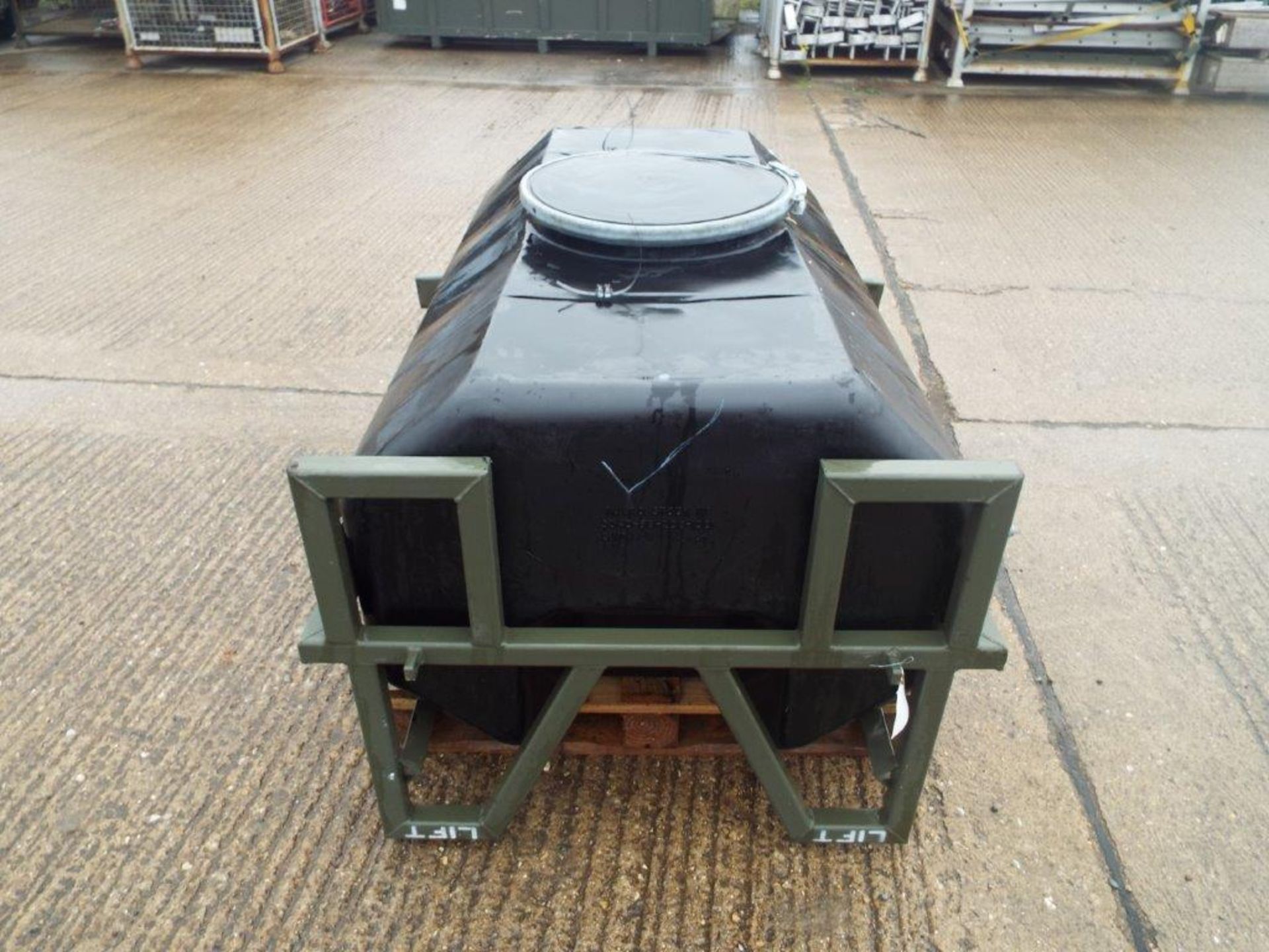 Trailer Mountable Water Tank with Frame - Bild 2 aus 8