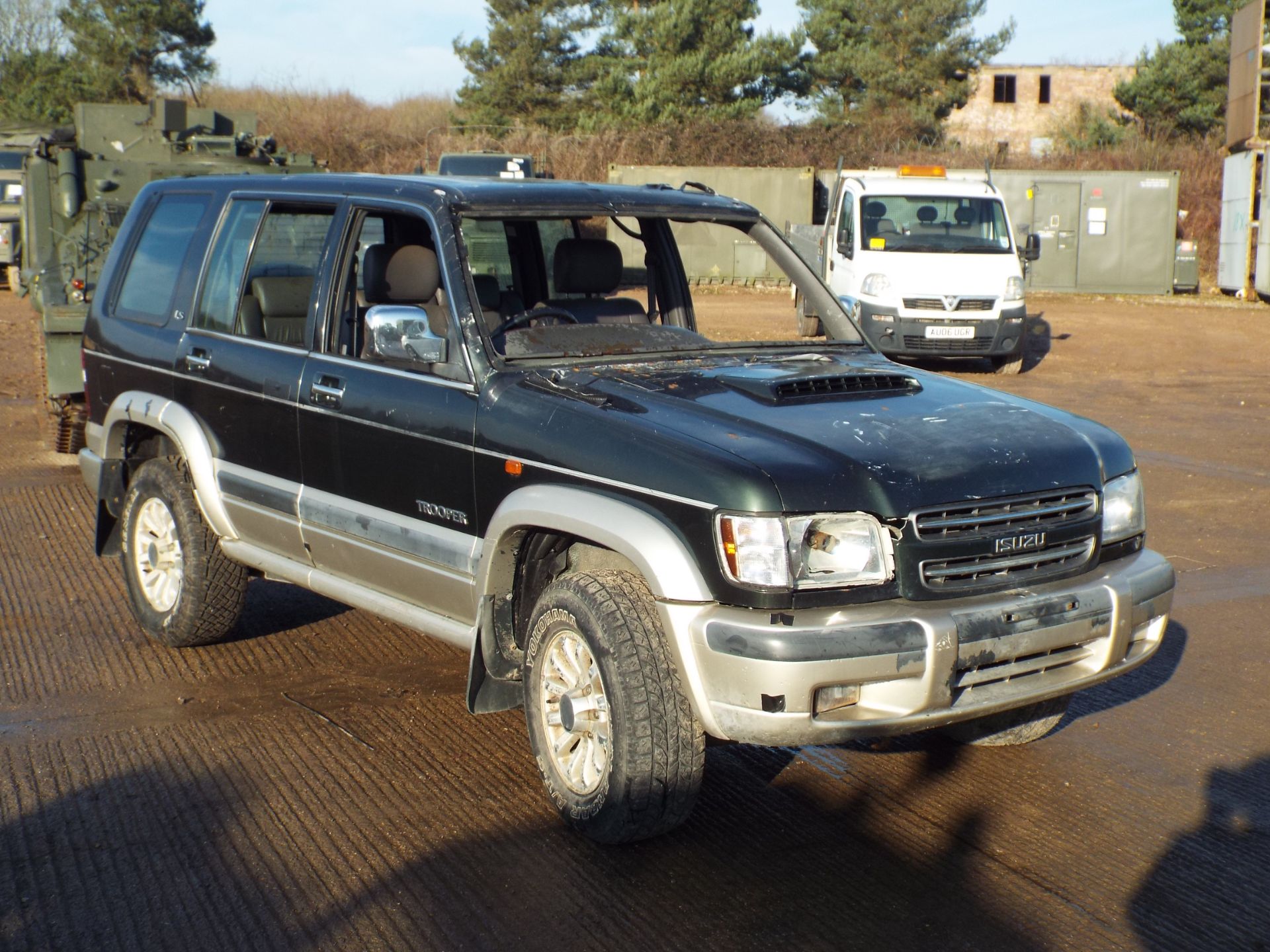 Isuzu Trooper 3.0D 4 x 4