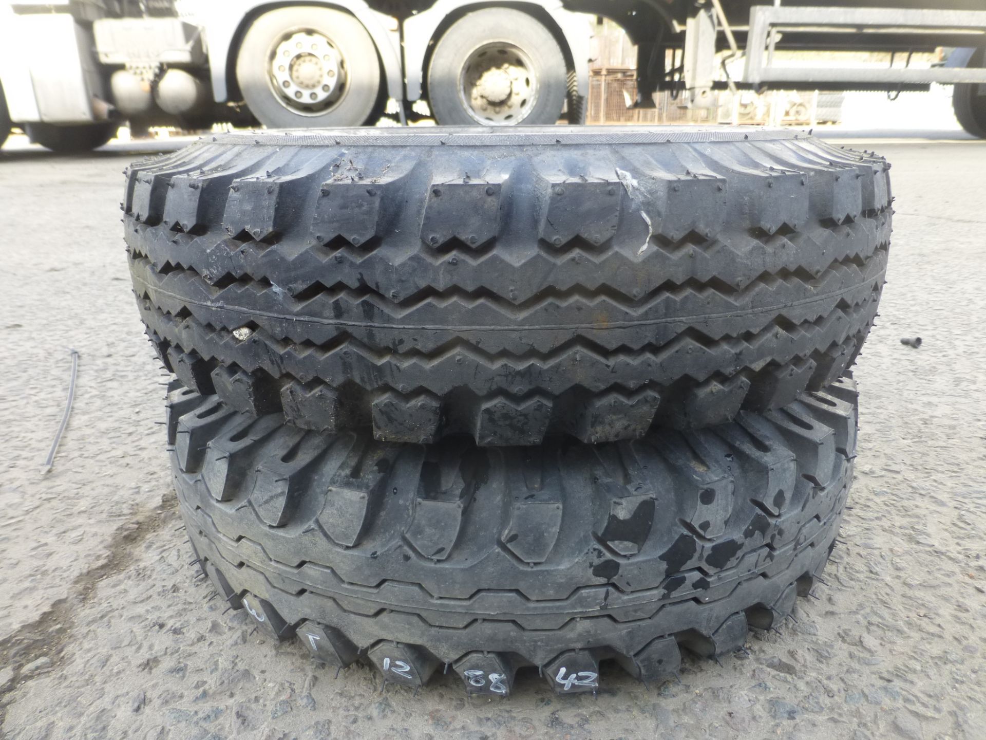 17 x Mixed Continental and Dunlop 5.00x8 Tyres - Bild 6 aus 6