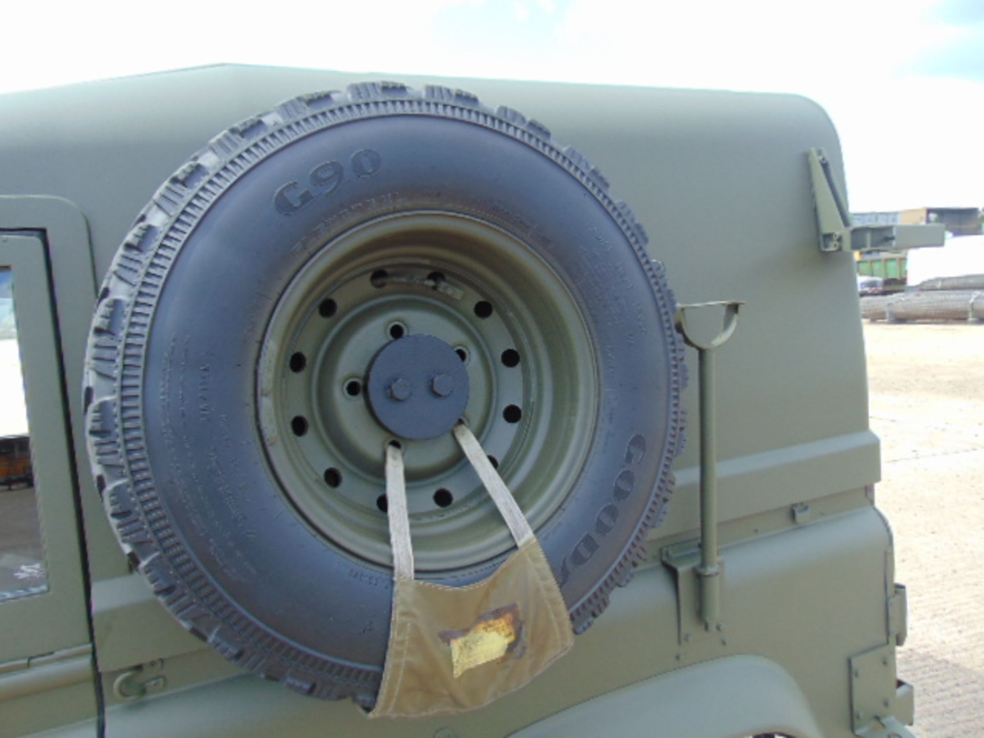 Military Specification Land Rover Wolf 90 Hard Top - Bild 22 aus 24