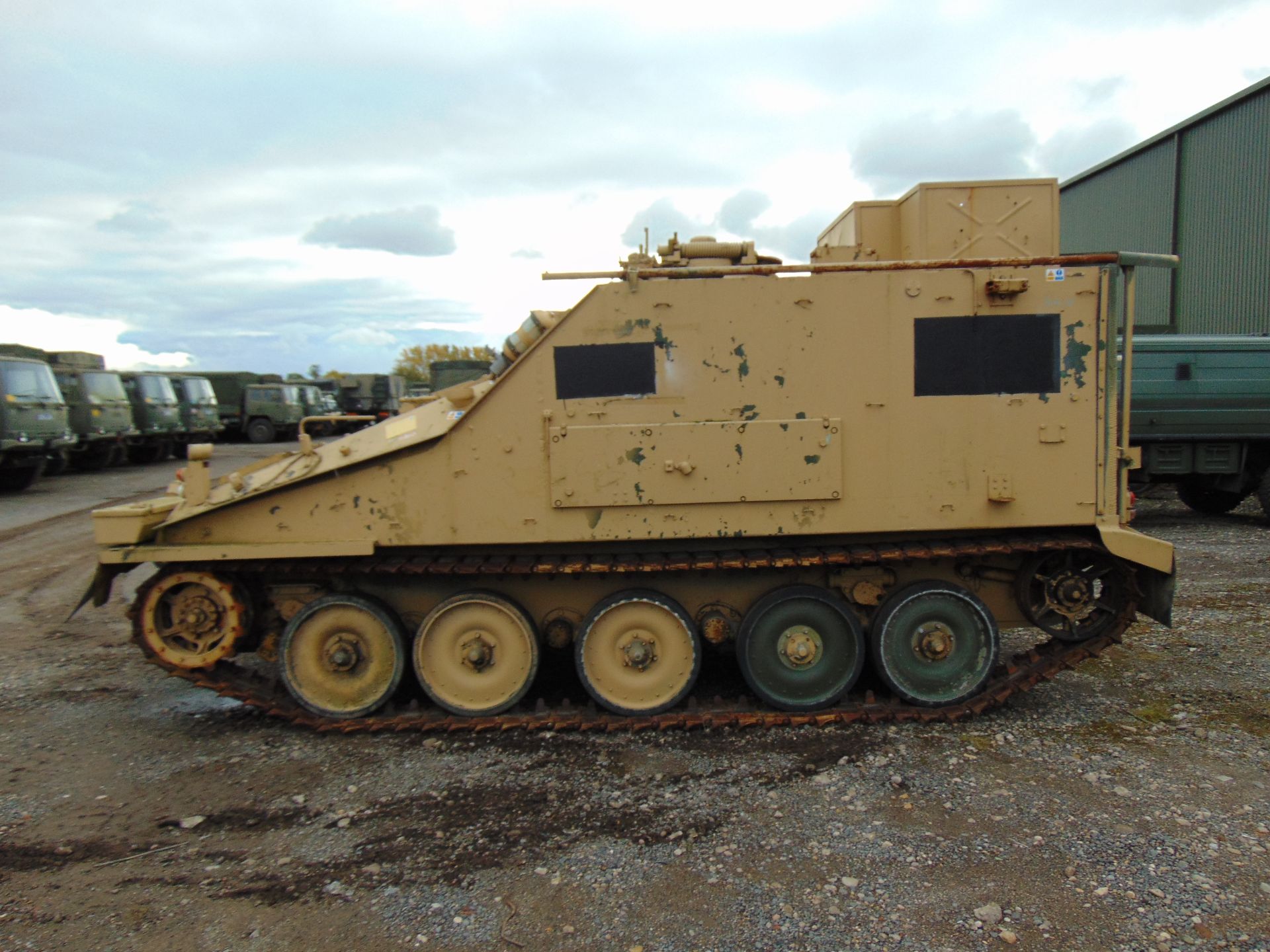 FV105 Sultan Armoured Personnel Carrier - Image 4 of 22