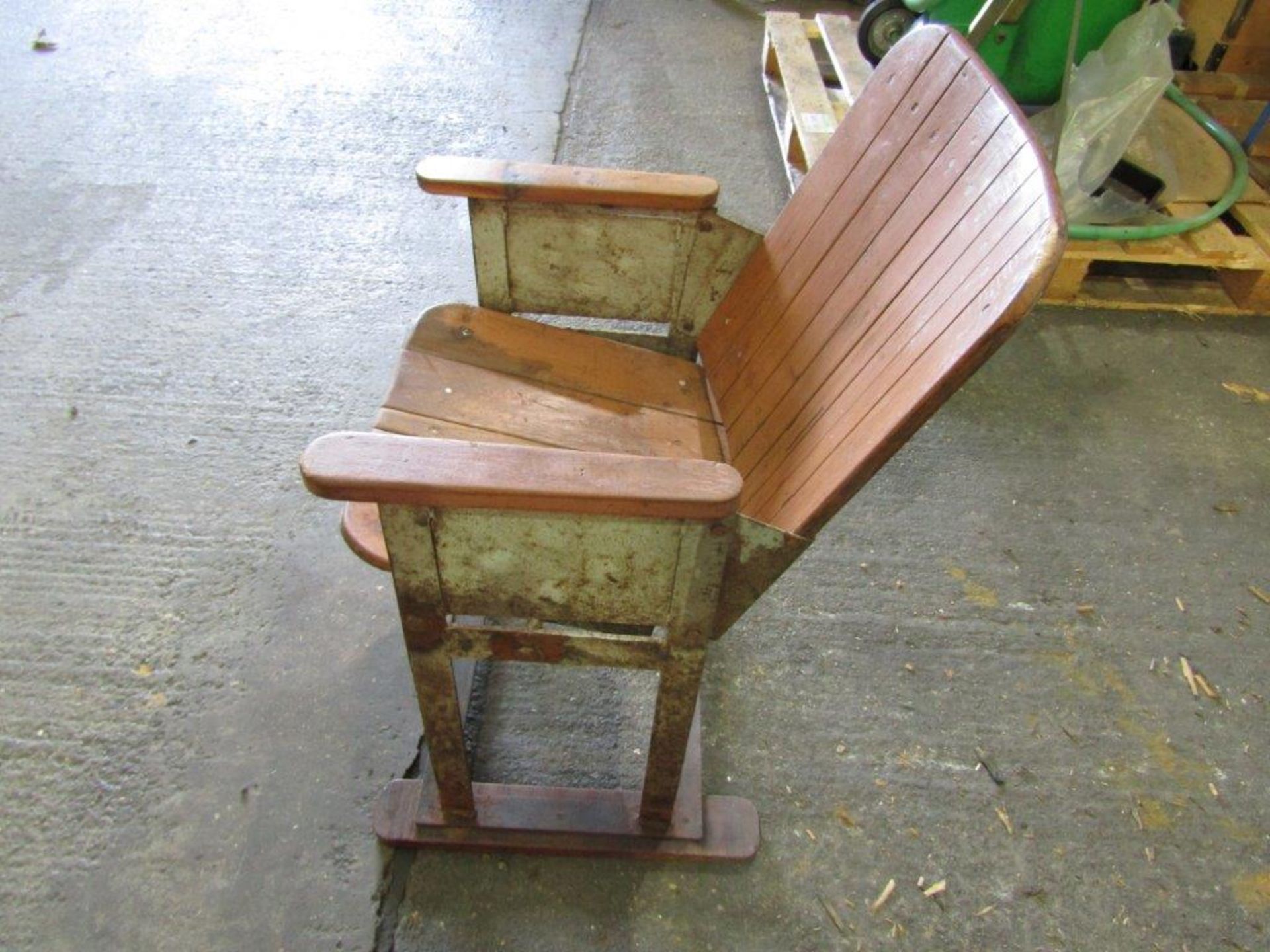 Unique Vintage Cinema Seat - Bild 3 aus 7