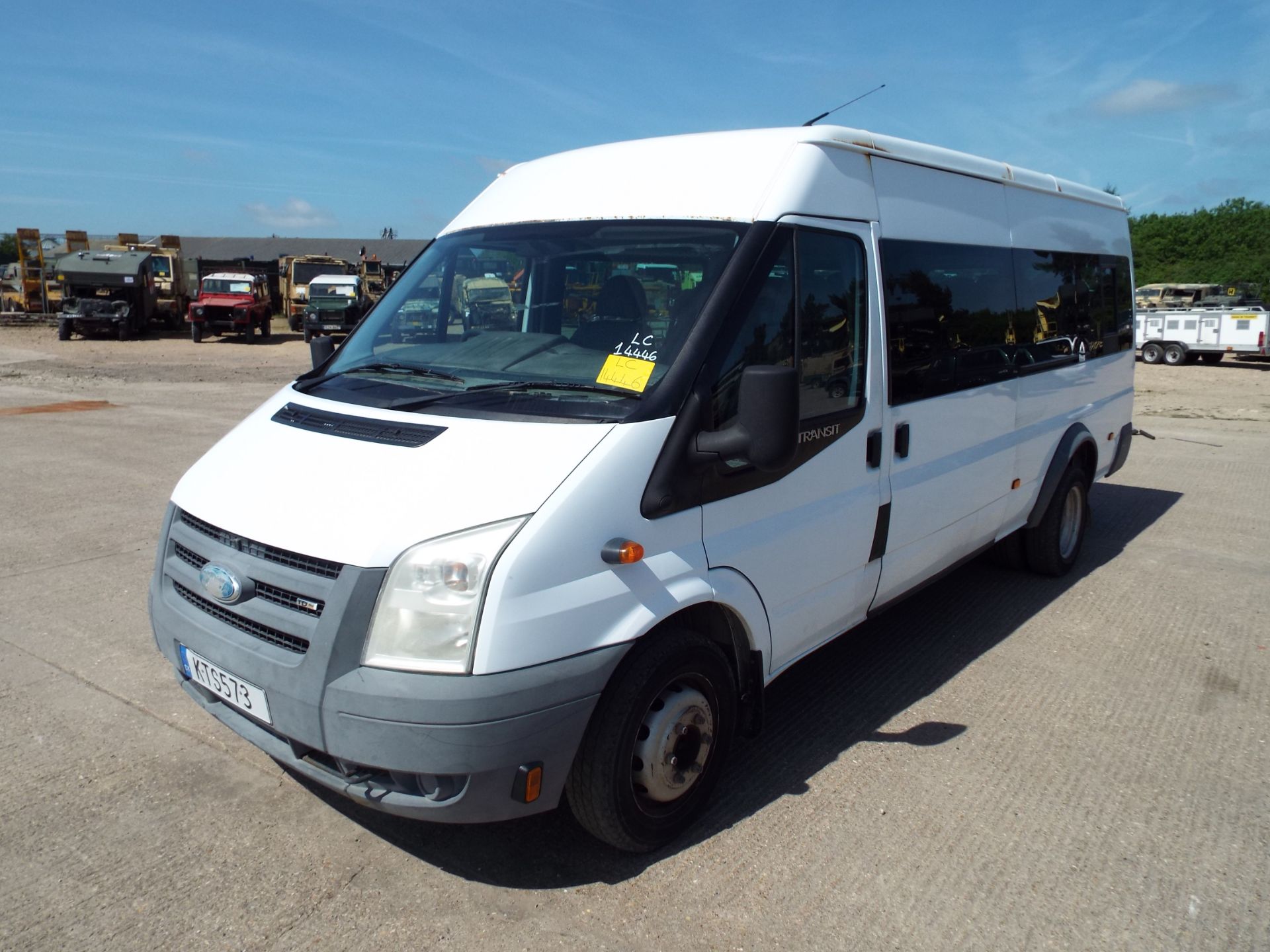 Ford Transit LWB 17 Seat Minibus - Bild 3 aus 19