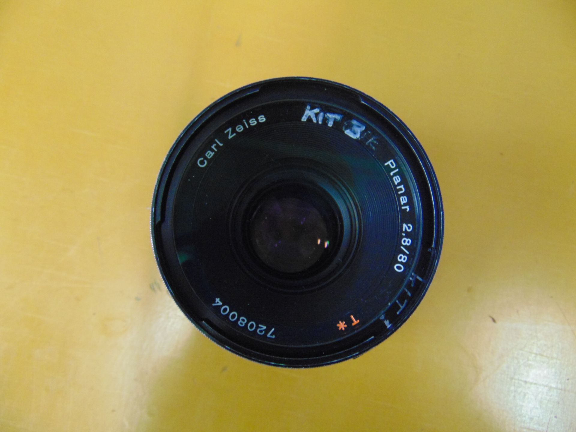 Carl Zeiss 7515250 Planar T* 2.8/80 Lense