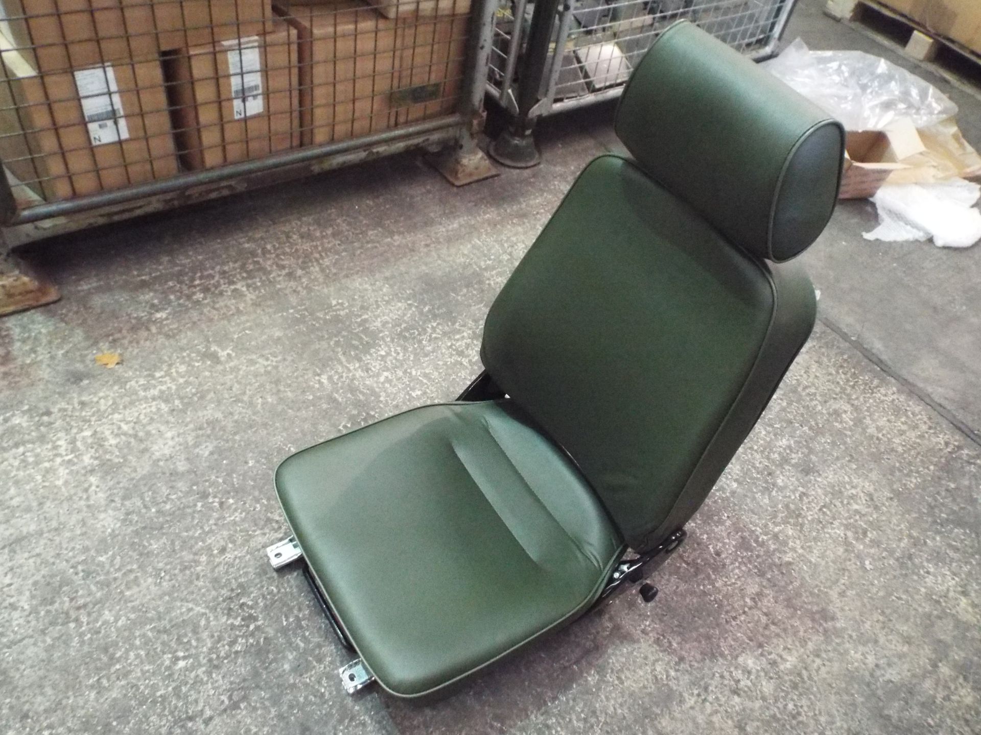 Hagglunds LH Seat Assy