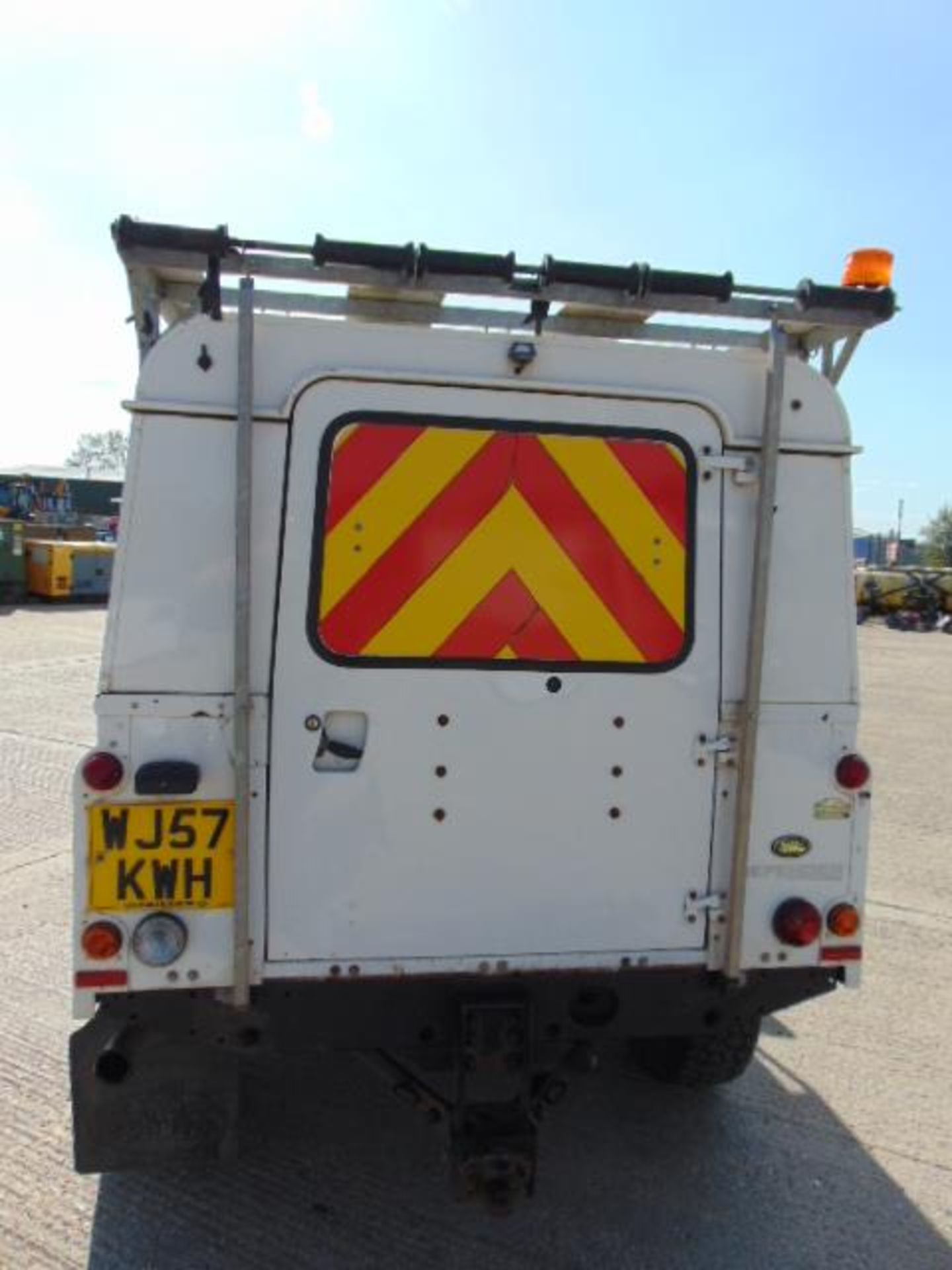 Land Rover Defender 110 Puma Hardtop 4x4 Special Utility (Mobile Workshop) complete with Winch - Image 6 of 34