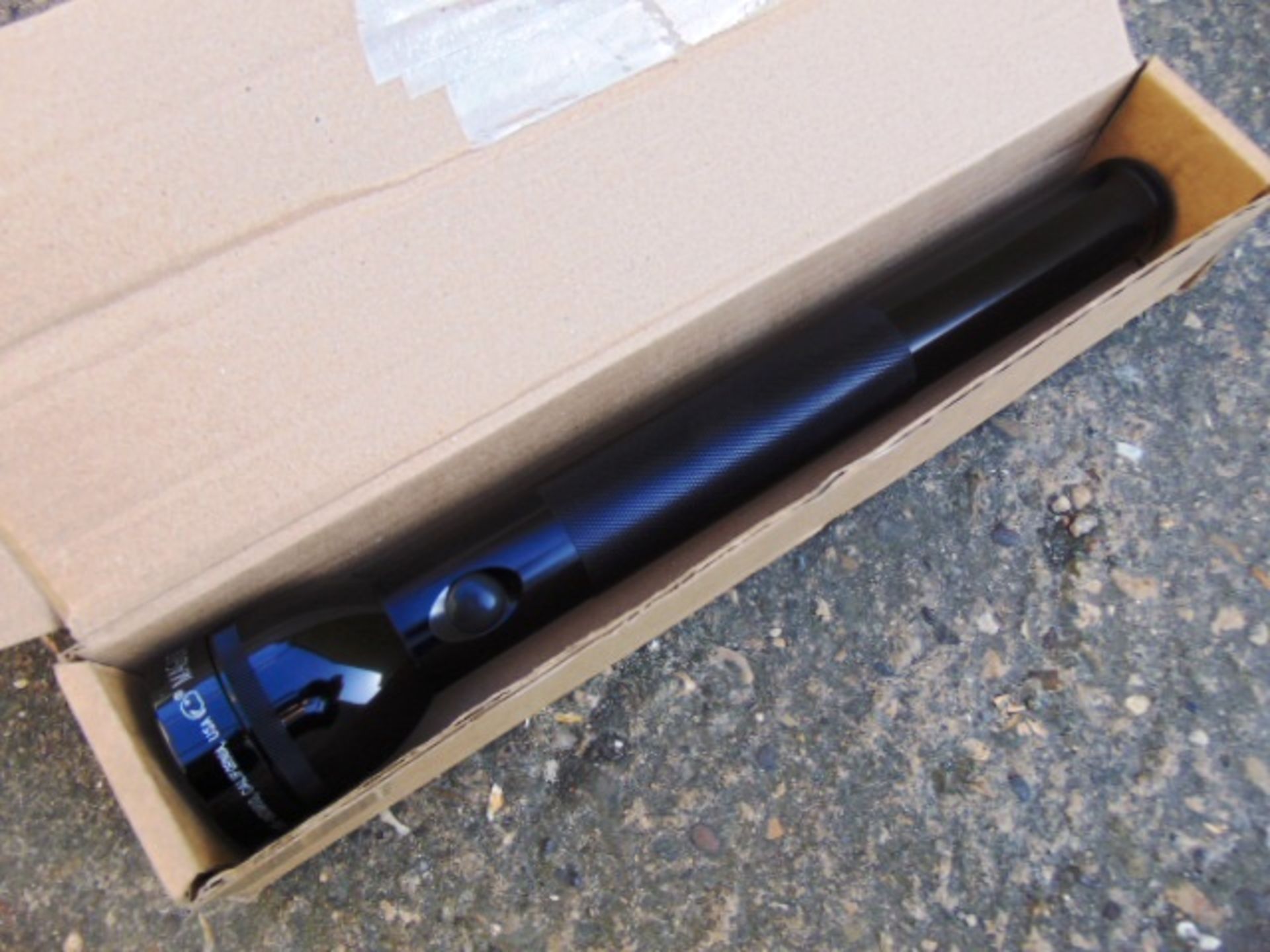 Unissued Maglite 4D 15" Police Torch - Bild 6 aus 9