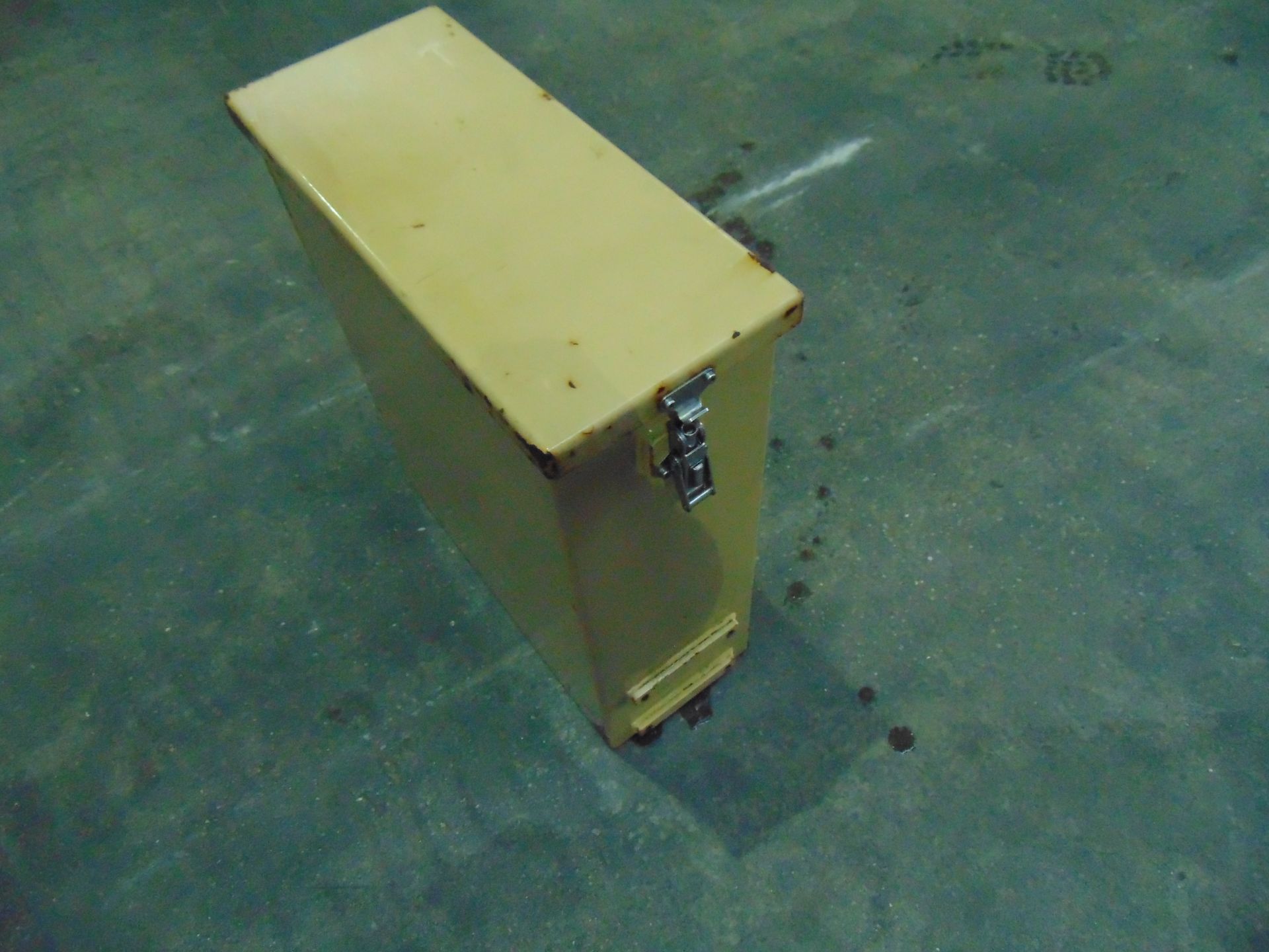 Vehicle Mounted Jerry Can Stowage Box