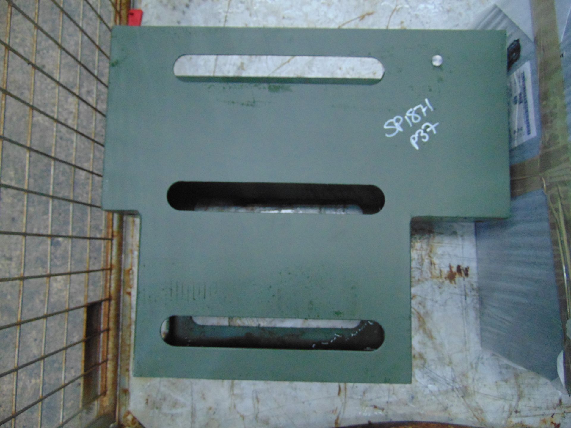 4 x FV Ammunition Stowage Boxes - Bild 2 aus 6