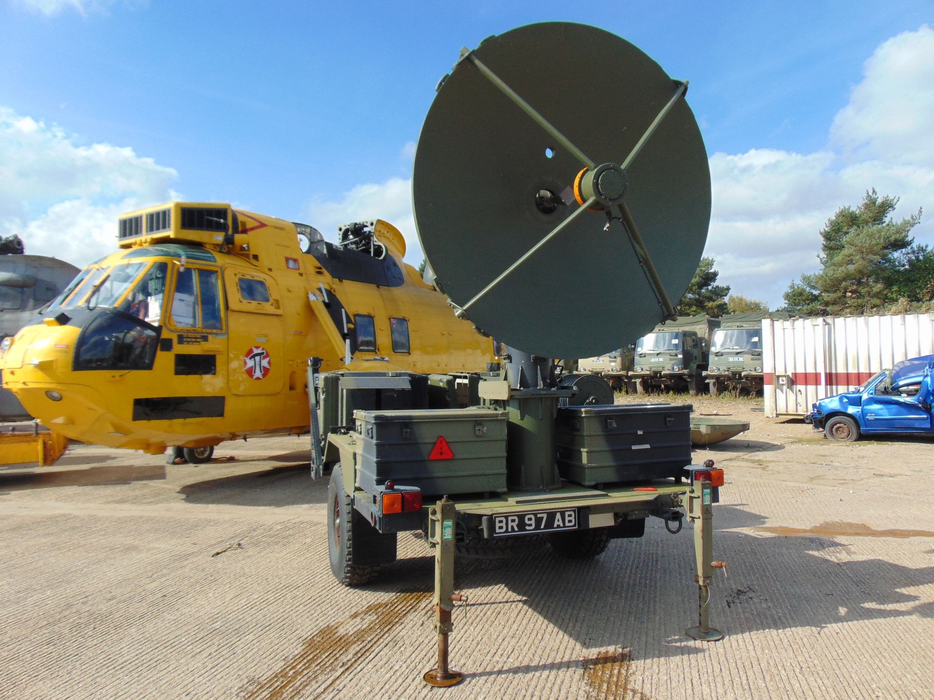 Raytheon Modified Data Link Trailer - Bild 14 aus 36