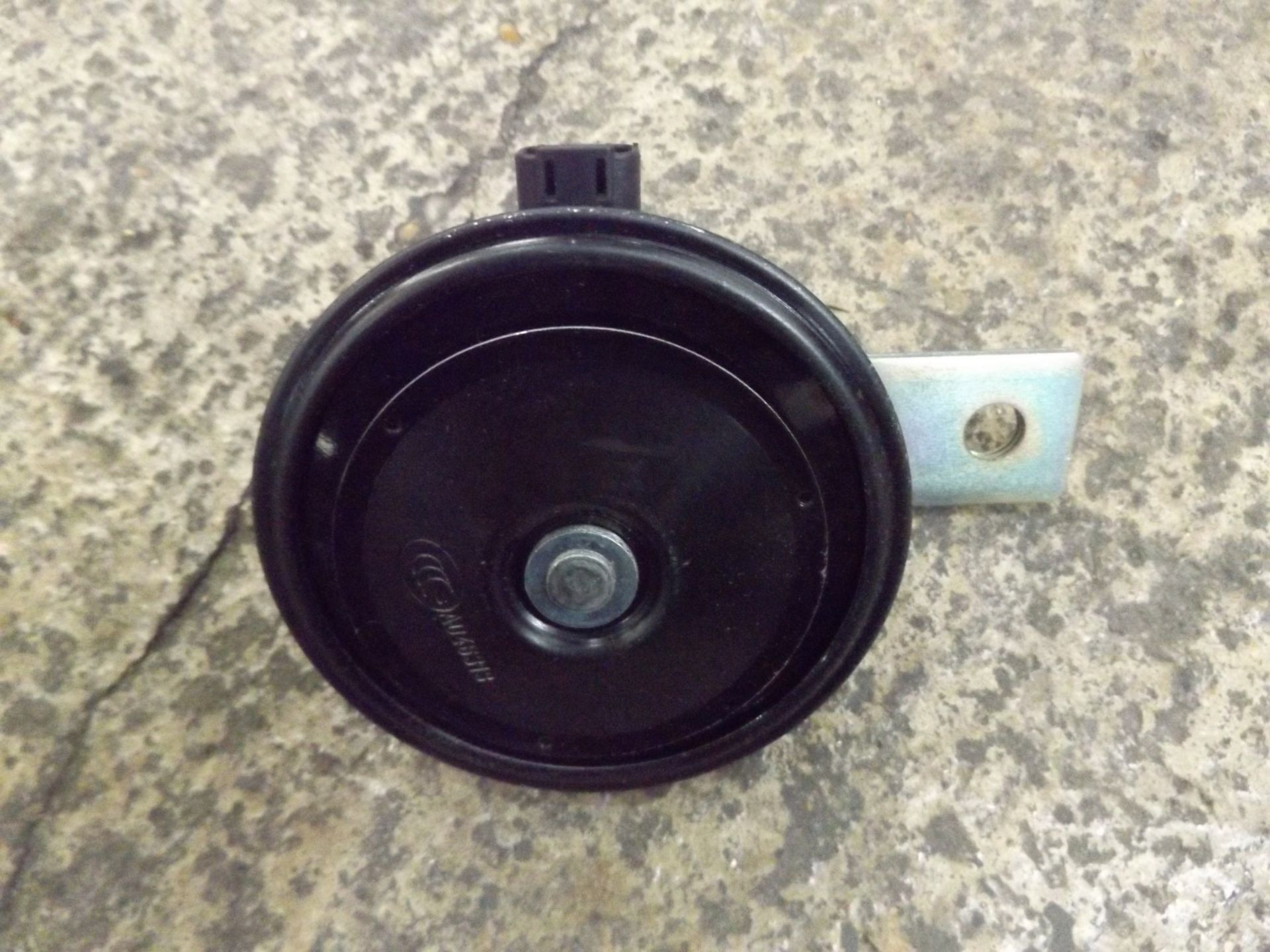 16 x Land Rover Horn - High Pitch P/No PRC2057 - Image 2 of 4