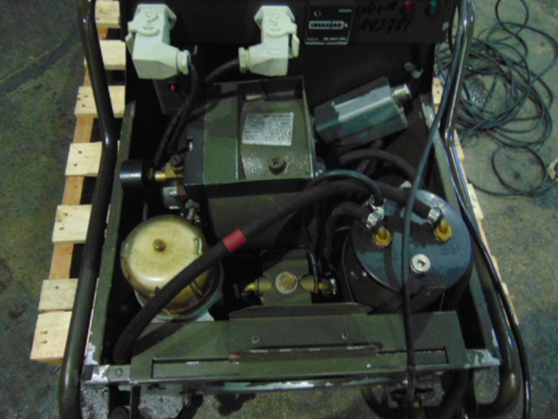 You are bidding on a Dantherm VA-M 15 Mobile Workshop Heater. Dantherm VA-M 15 Mobile Workshop - Image 5 of 7