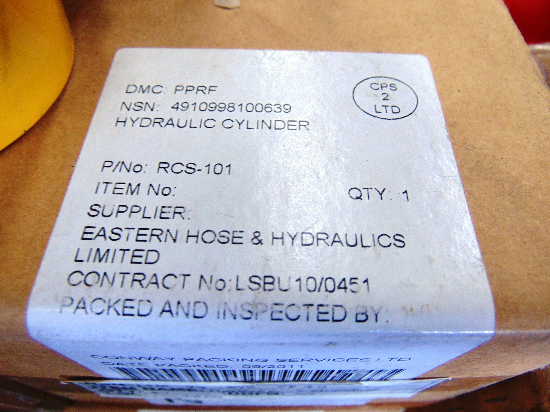 4 x Enerpac RC-101 10 Ton 10,000 PSI Single Acting Cylinder Jacks and 1 x BOC Regulator Valve - Image 4 of 6