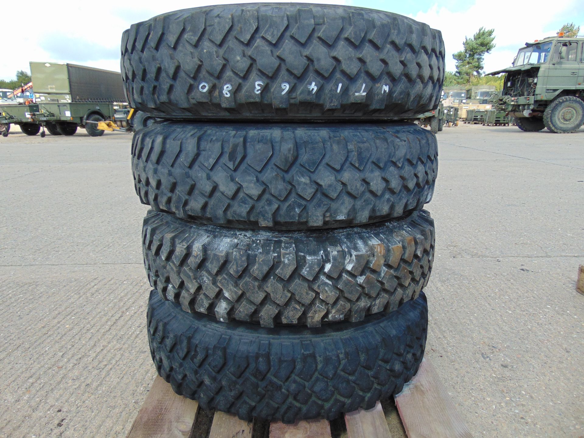 4 x Michelin XZL 8.25 R16 Tyres - Image 5 of 6