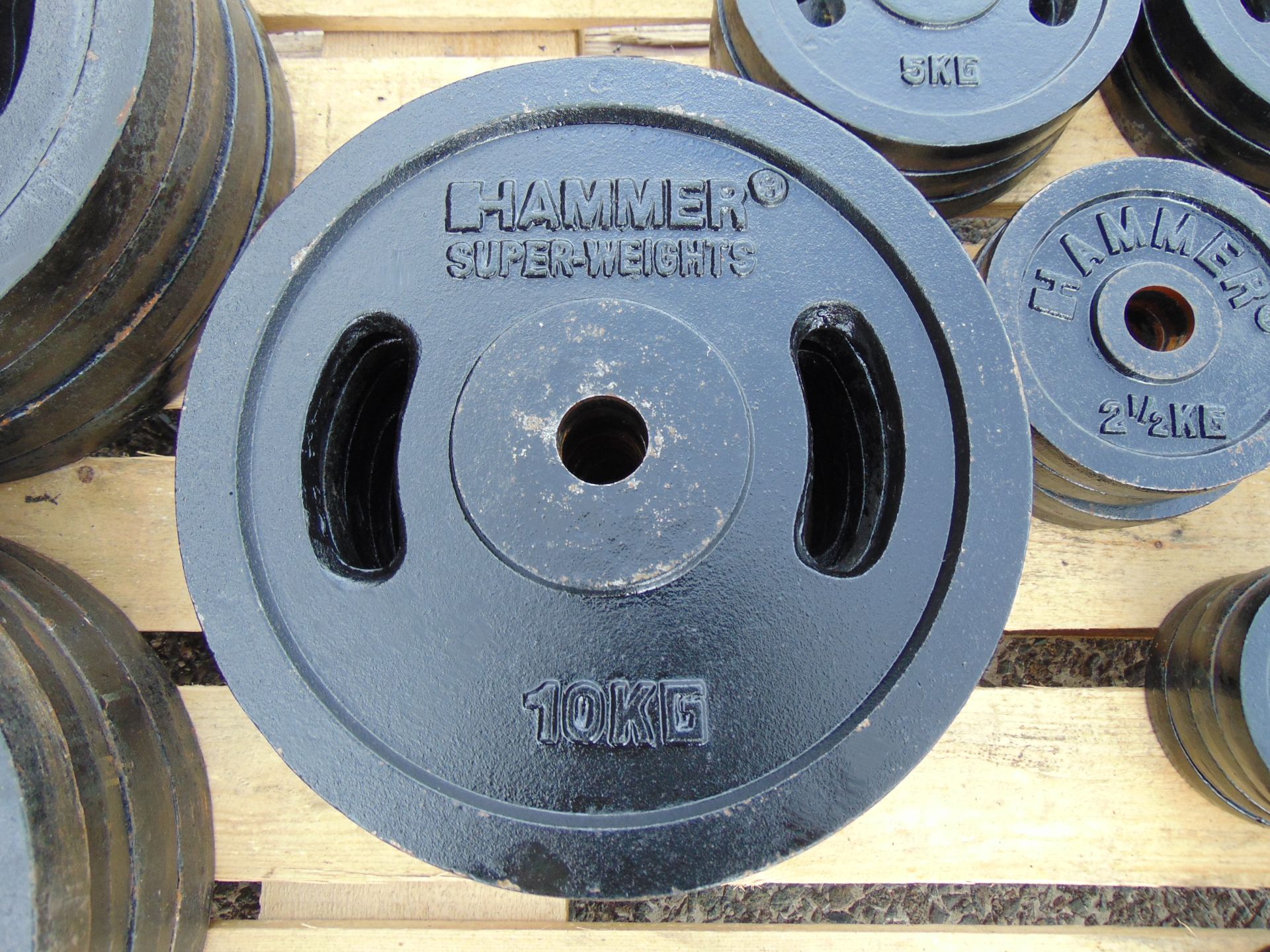 Pallet of 36 x Mixed Hammer Barbell Weight Plates - Image 6 of 11