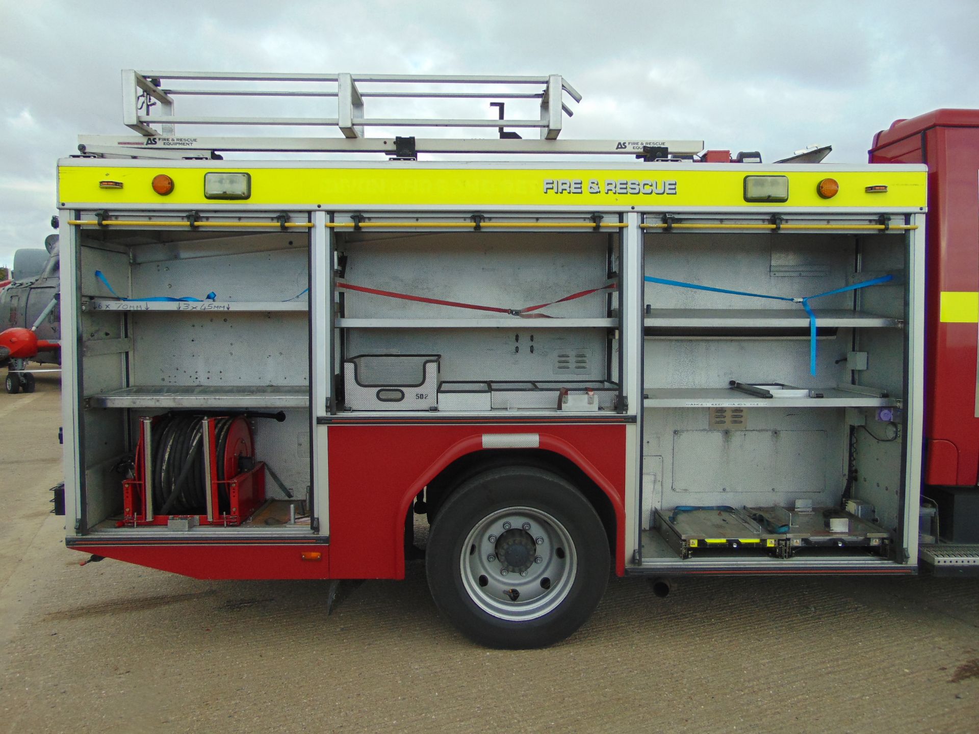 MAN LE 14.280 Fire Engine - Image 9 of 35