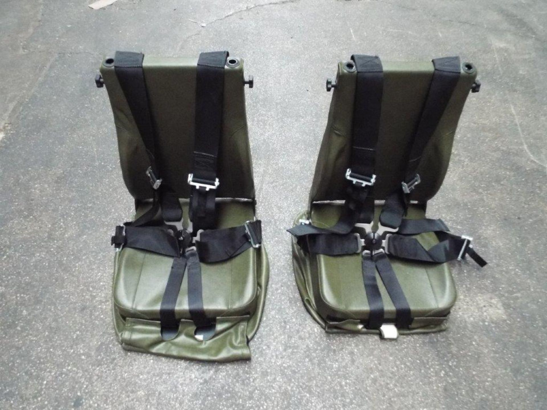 2 x Unissued Vehicle Operators Seats with Harness - Image 2 of 6