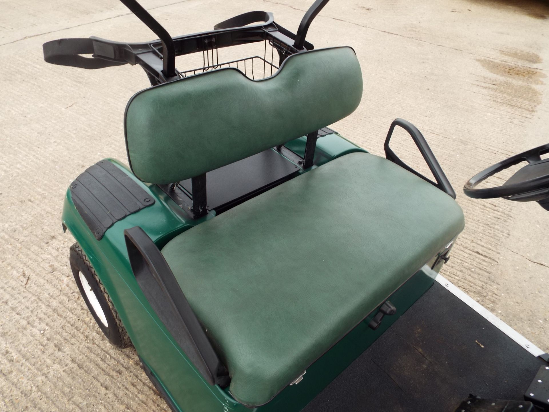 EZGO TXT Golf Buggy - Image 10 of 19