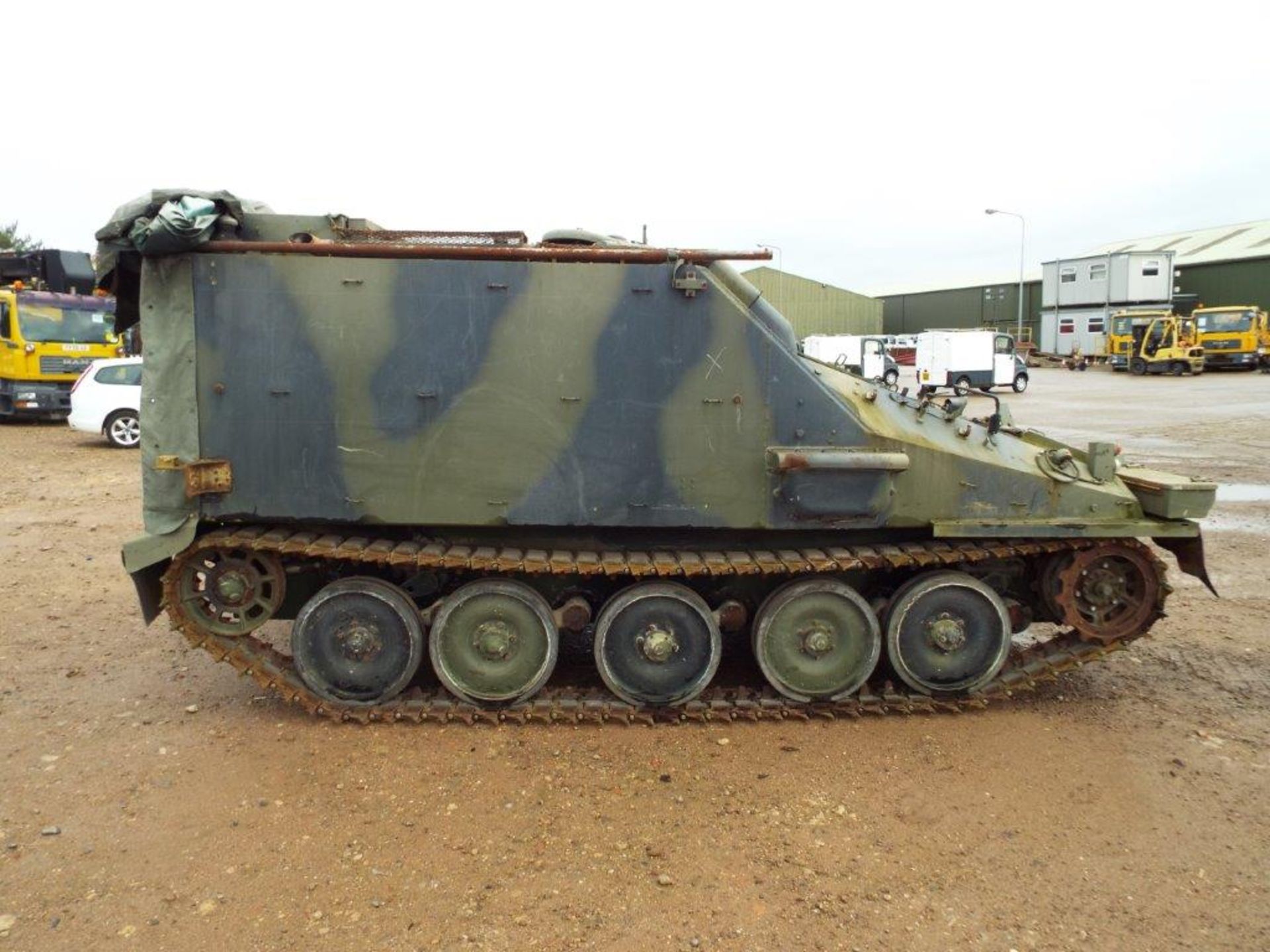 CVRT (Combat Vehicle Reconnaissance Tracked) FV105 Sultan Armoured Personnel Carrier - Bild 8 aus 27