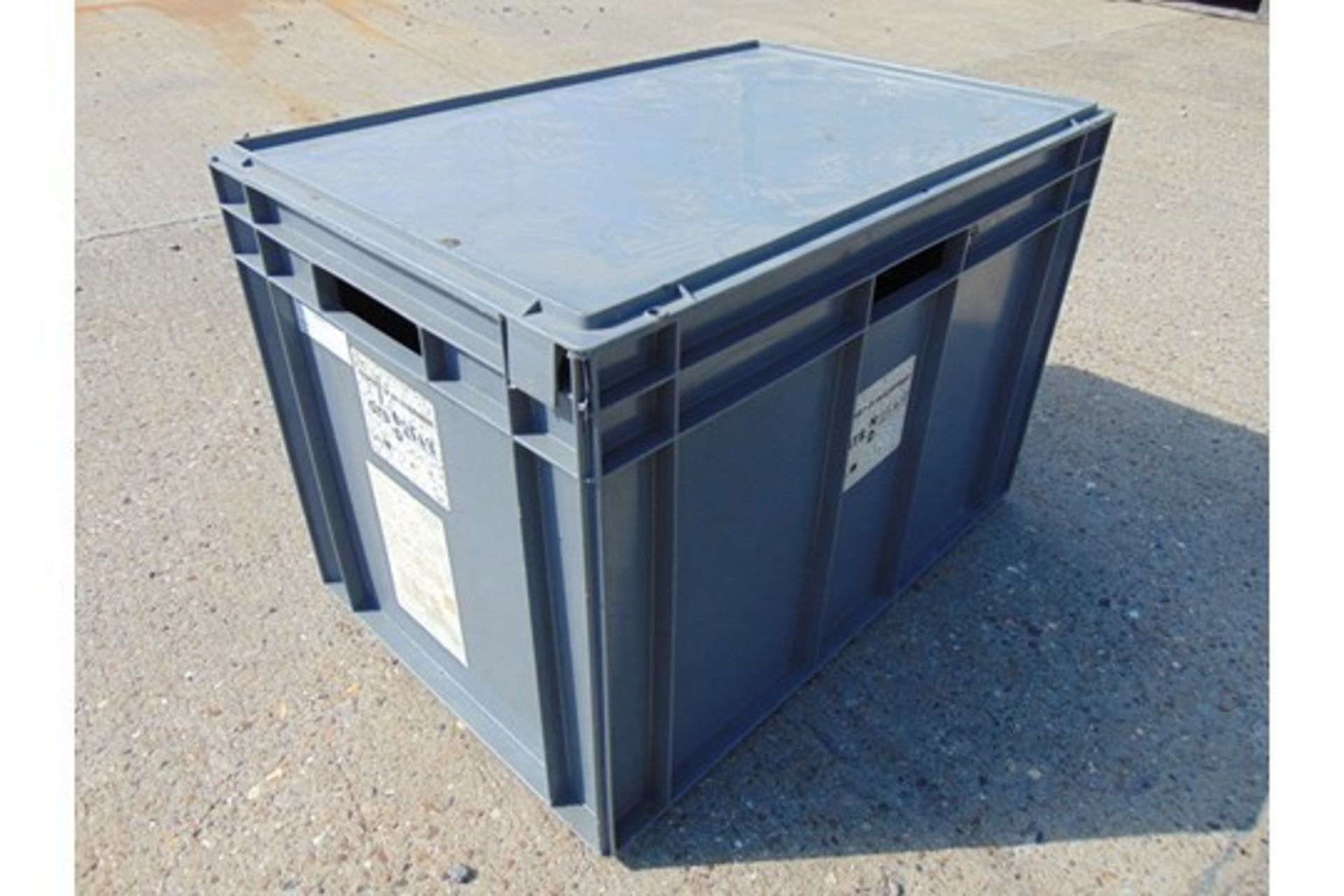 10 x Standard MoD Stackable Storage Boxes c/w Lids - Image 6 of 7