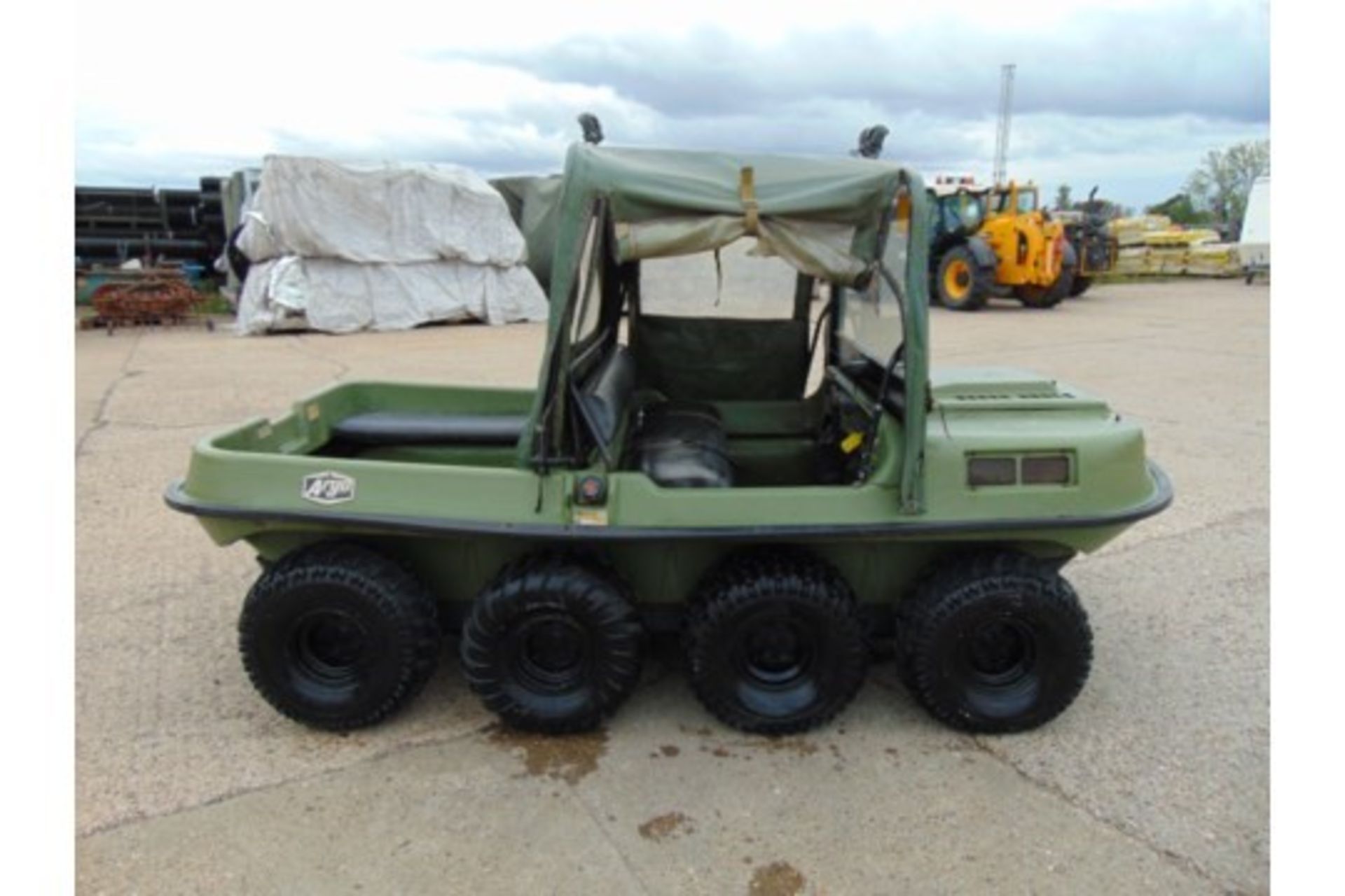 Argocat 8x8 Magnum Amphibious ATV with Canopy - Image 8 of 14