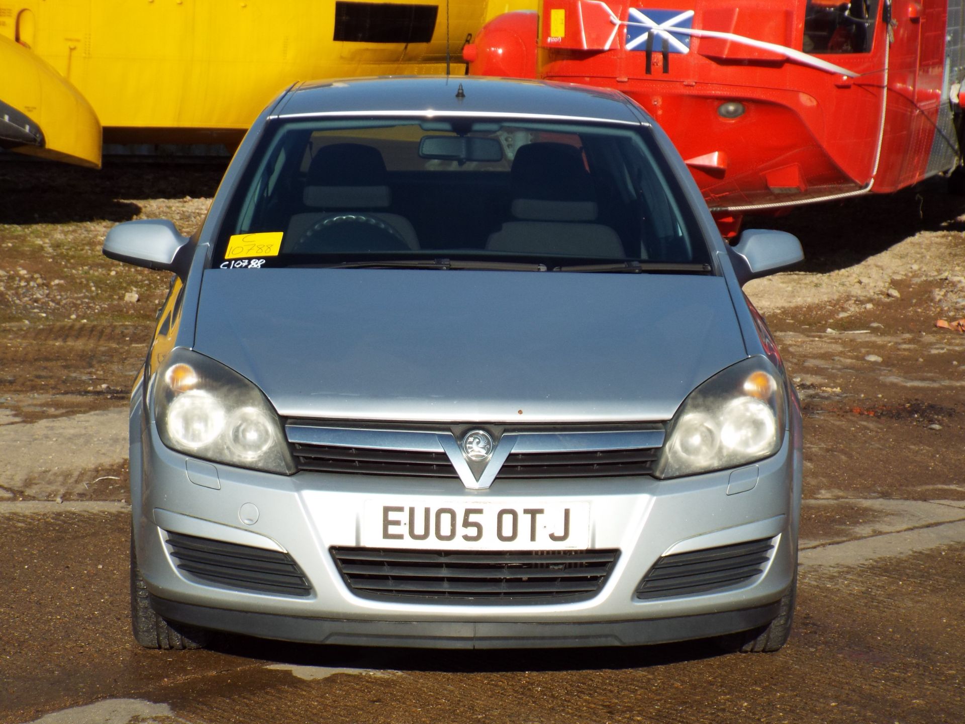 Vauxhall Astra 1.7CDTI Hatchback - Image 2 of 22