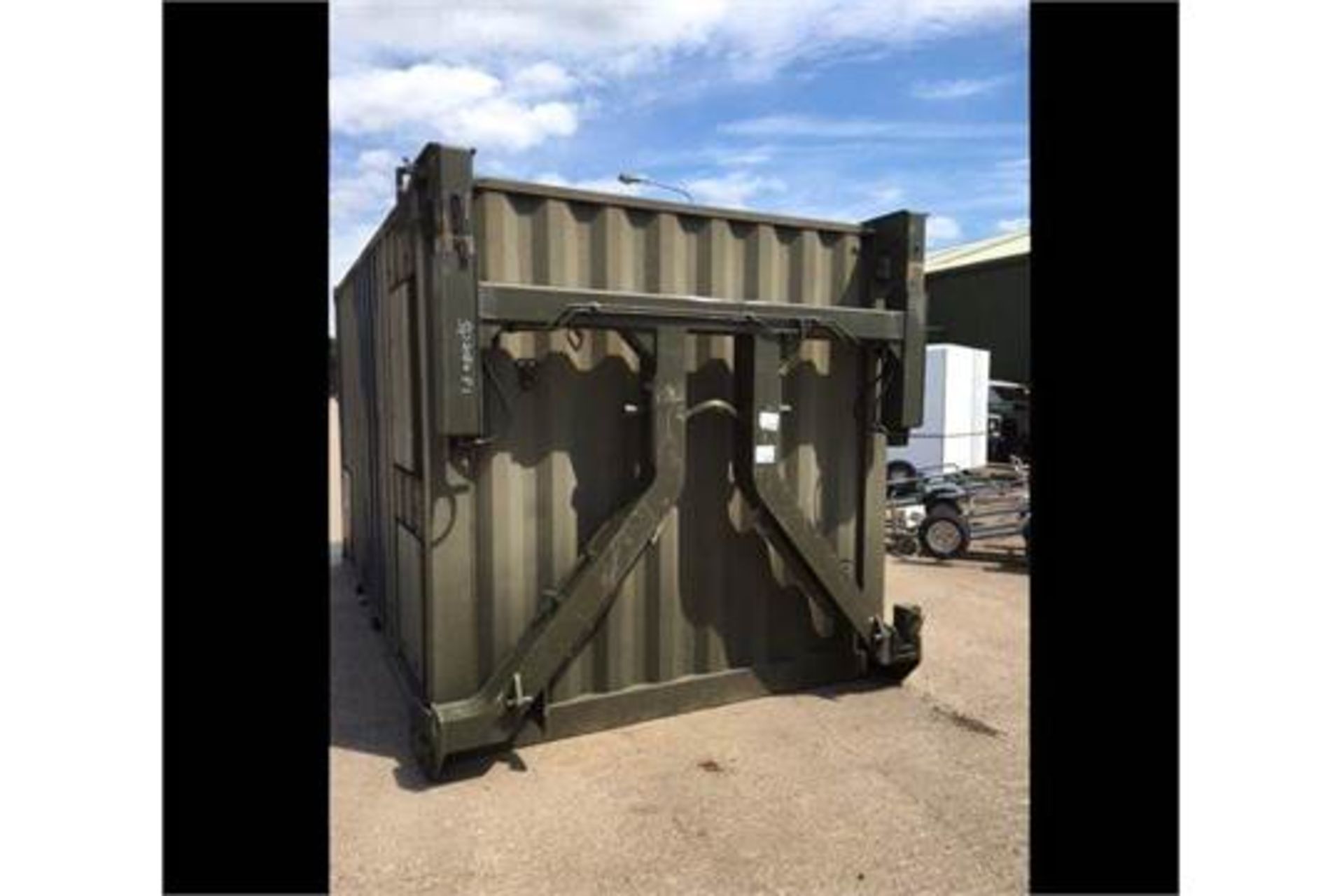 Unissued Multilift MSH165SC 16.5T Hydraulic Container Hook Loading System - Image 2 of 18