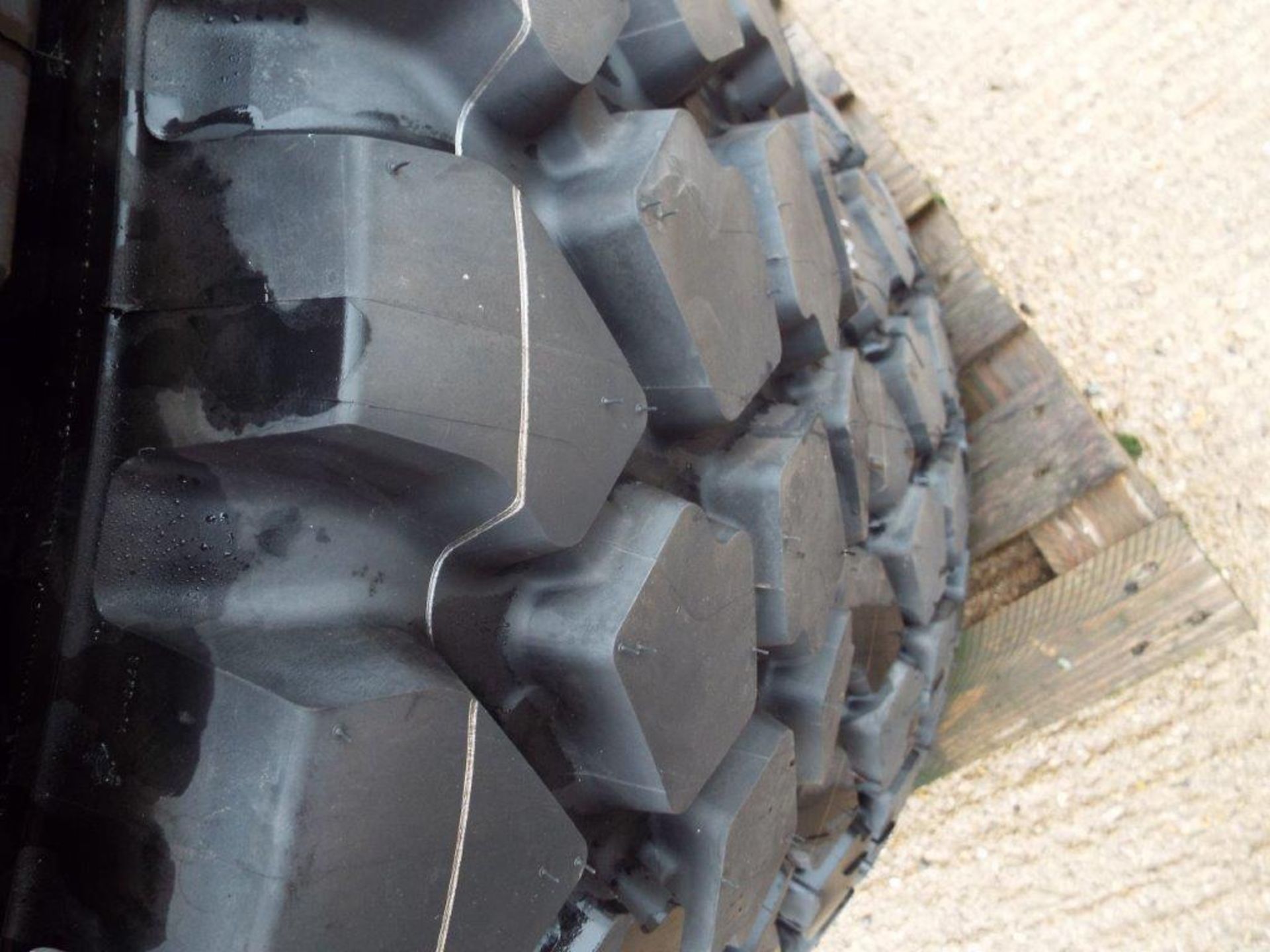 4 x Michelin XZL 395/85 R20 Tyres with 10 Stud Rims - Image 2 of 8