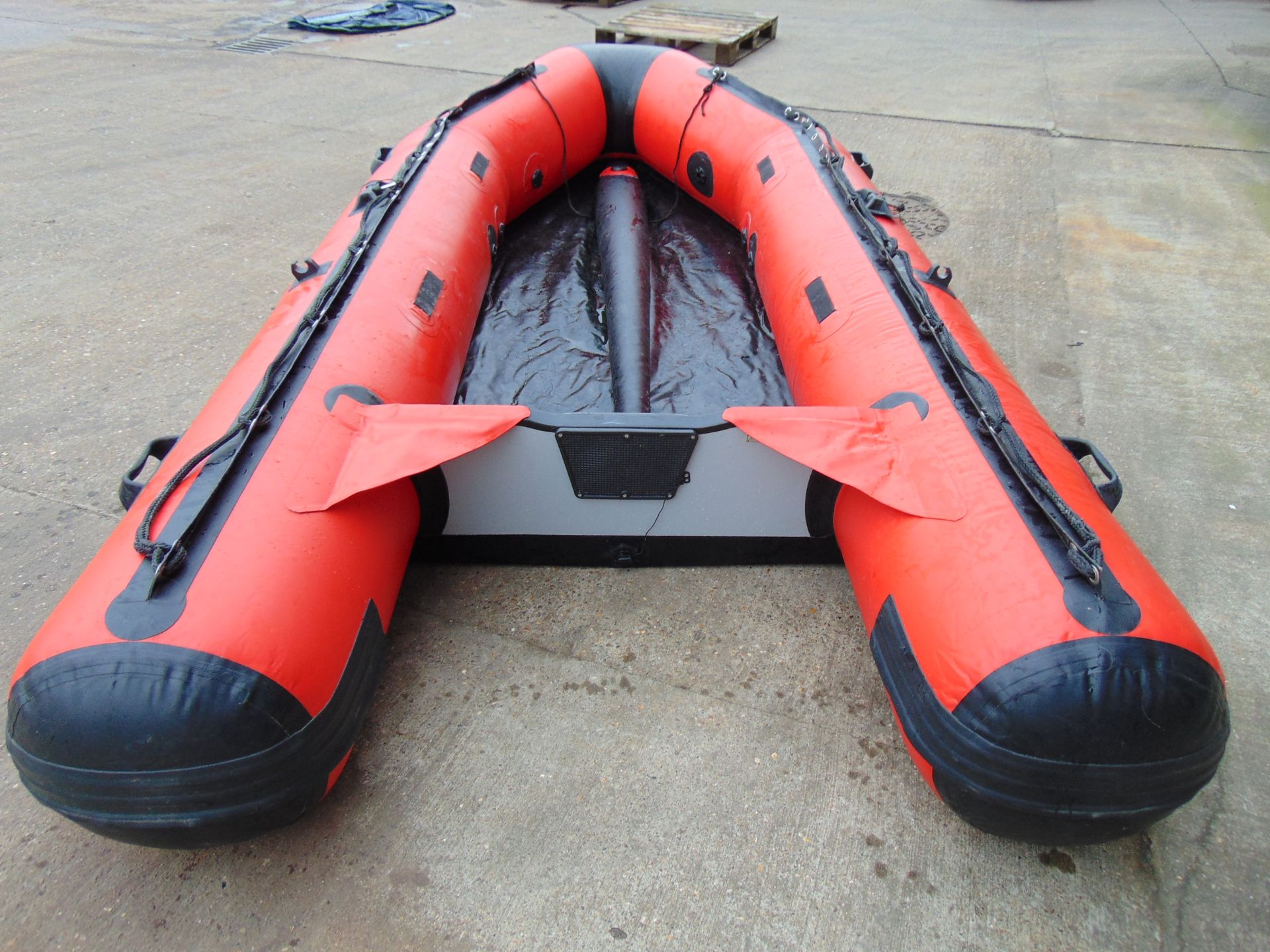 UK Fire Service Inflatable Flood Rescue Boat - Bild 6 aus 15