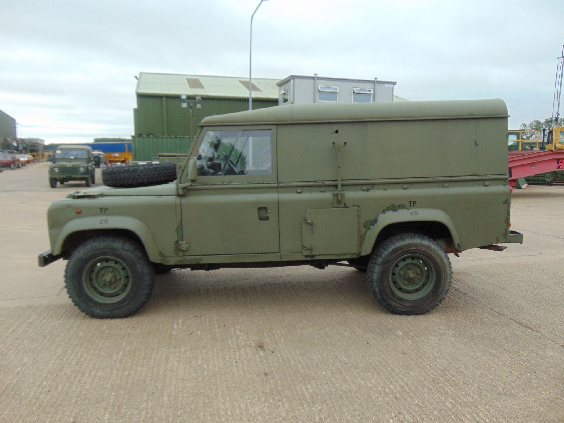 Land Rover Defender 110 Hard Top R380 Gearbox - Image 4 of 21
