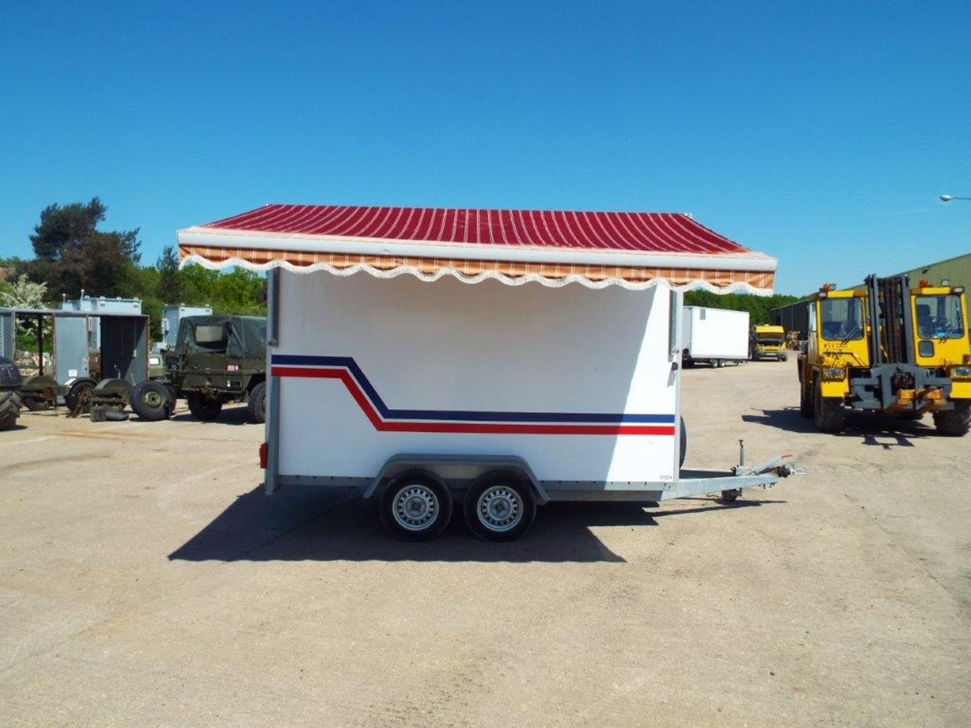Twin Axle Brenderup Box Trailer with Awning - Image 8 of 17