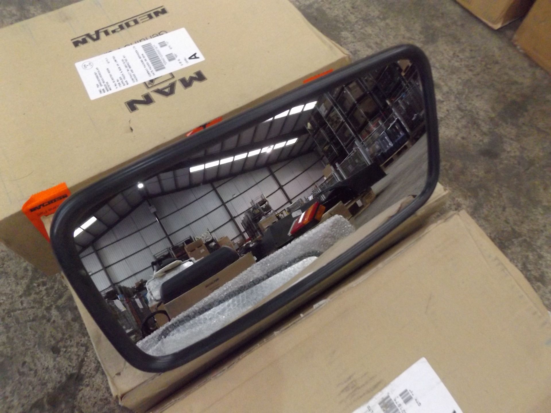 9 x MAN Rearview Mirrors P/No 81.63730-6309 - Image 2 of 6