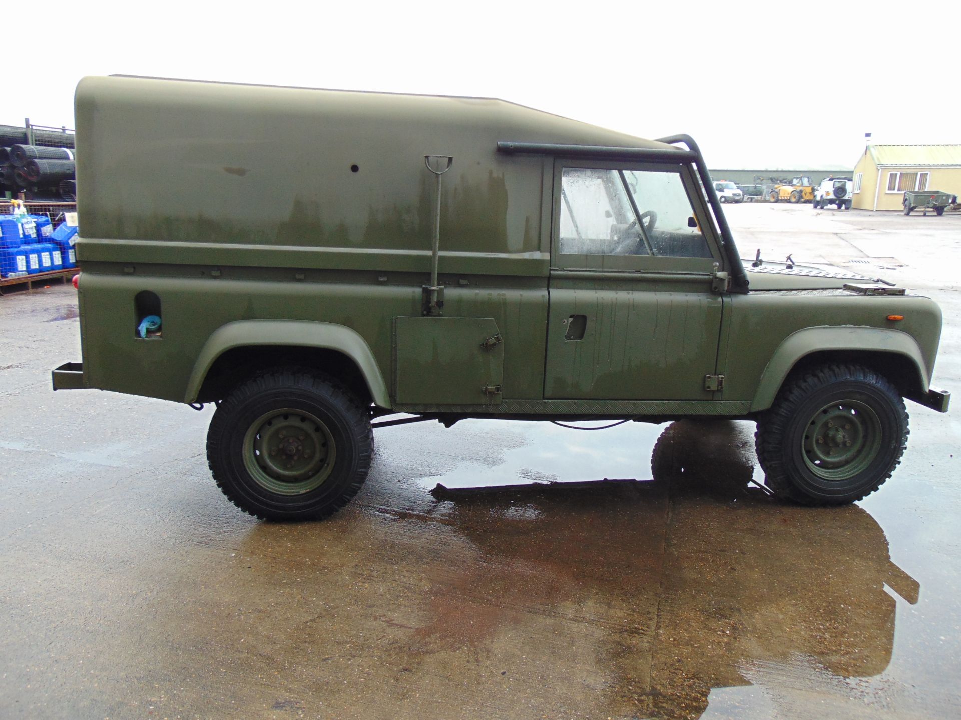 Land Rover TITHONUS 110 Hard Top - Image 8 of 21